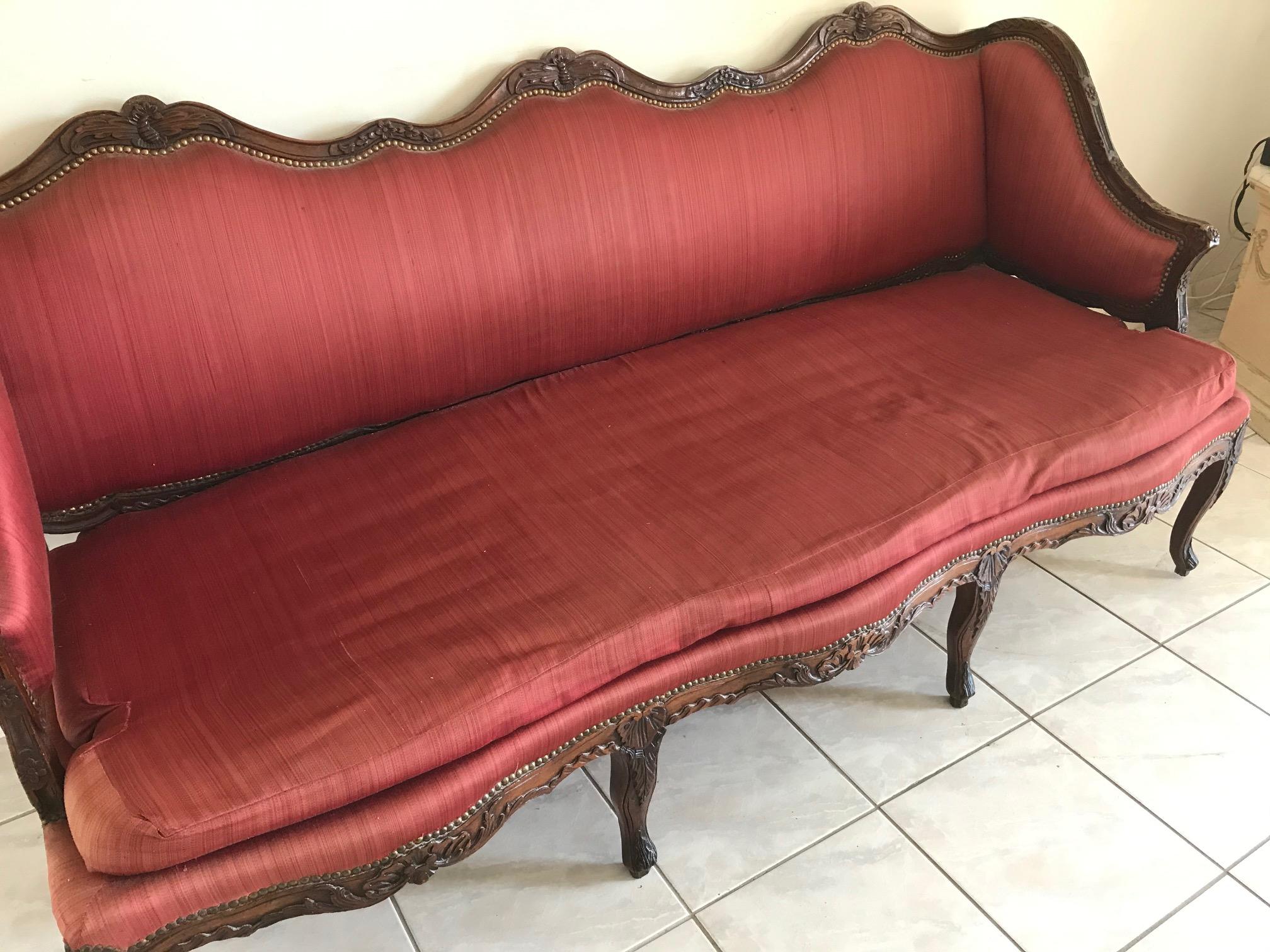 Französisches Sofa aus dem frühen 18. Jahrhundert im Angebot 7
