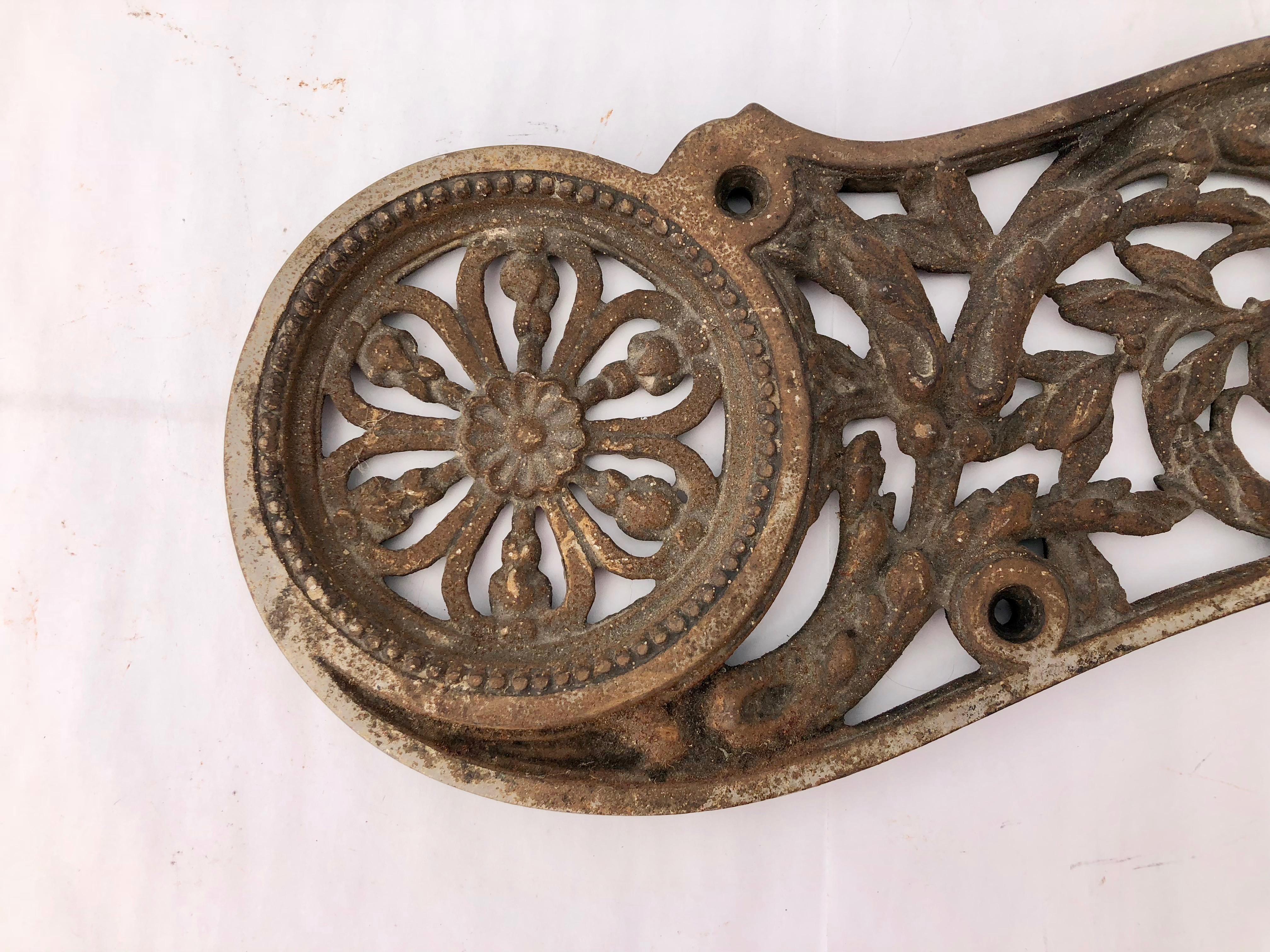 French Early 1900s Cast Iron Decorative Piece 1