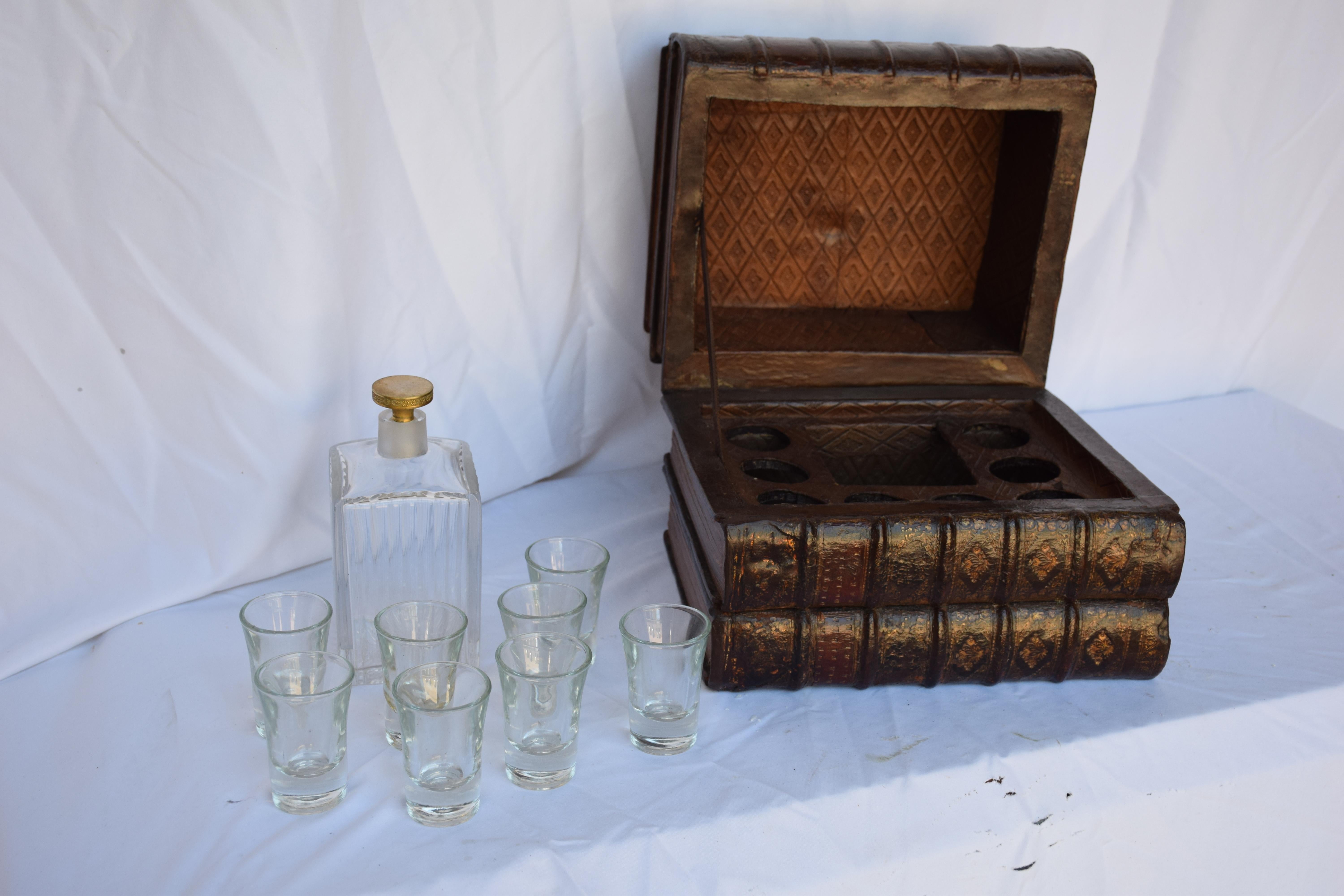 20th Century French Early 1900s Stack of Leather Books Tantalus Liquor / Drinks Box For Sale