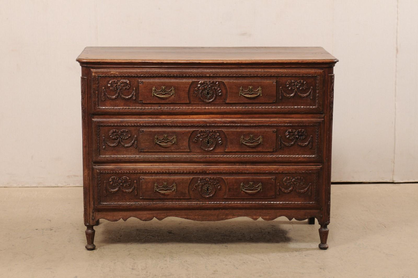 French Early 19th C, 3-Drawer Chest with Beautifully Carved Swags & Garlands For Sale 5