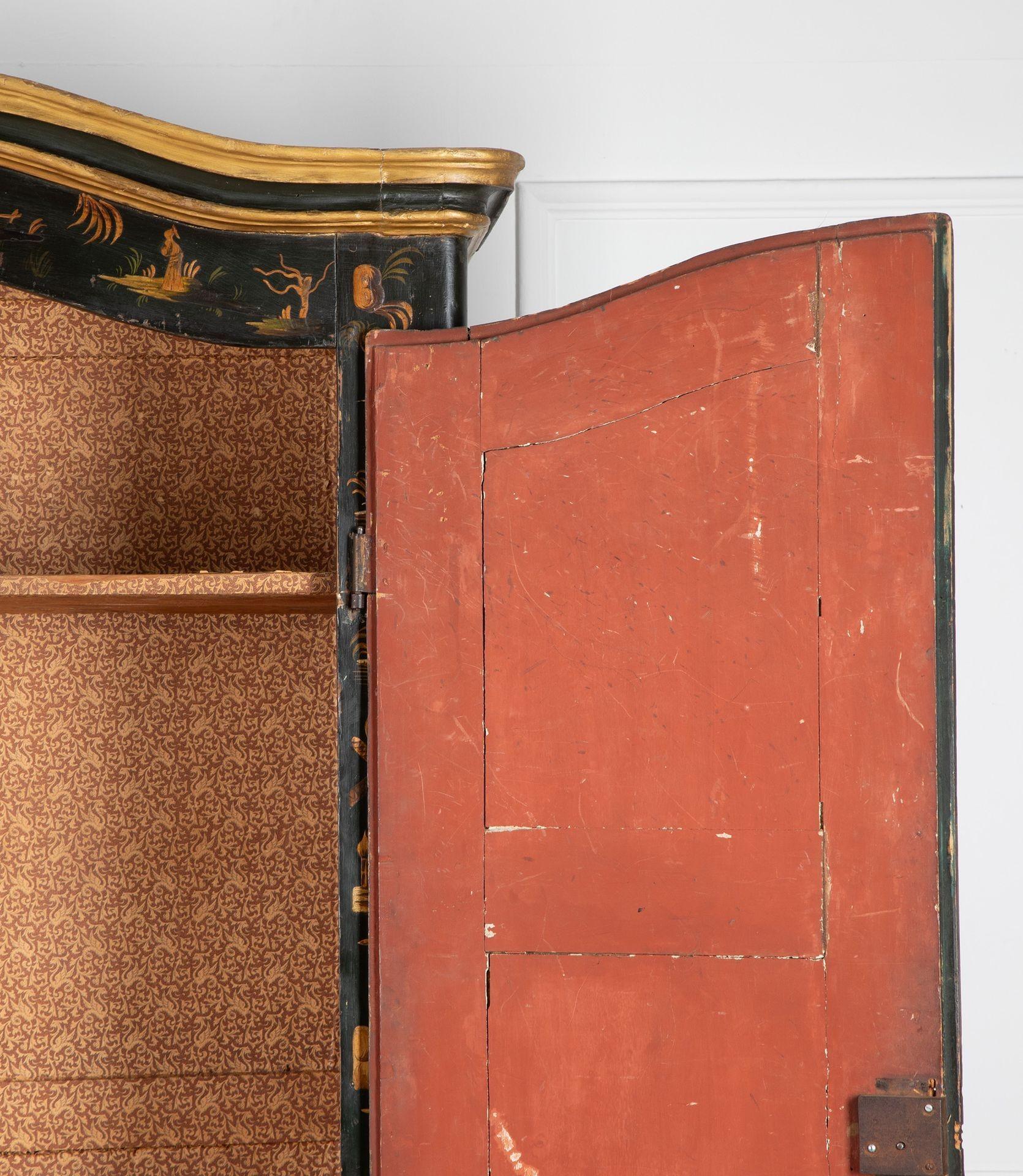French Early 19th Century Chinoiserie Armoire 6