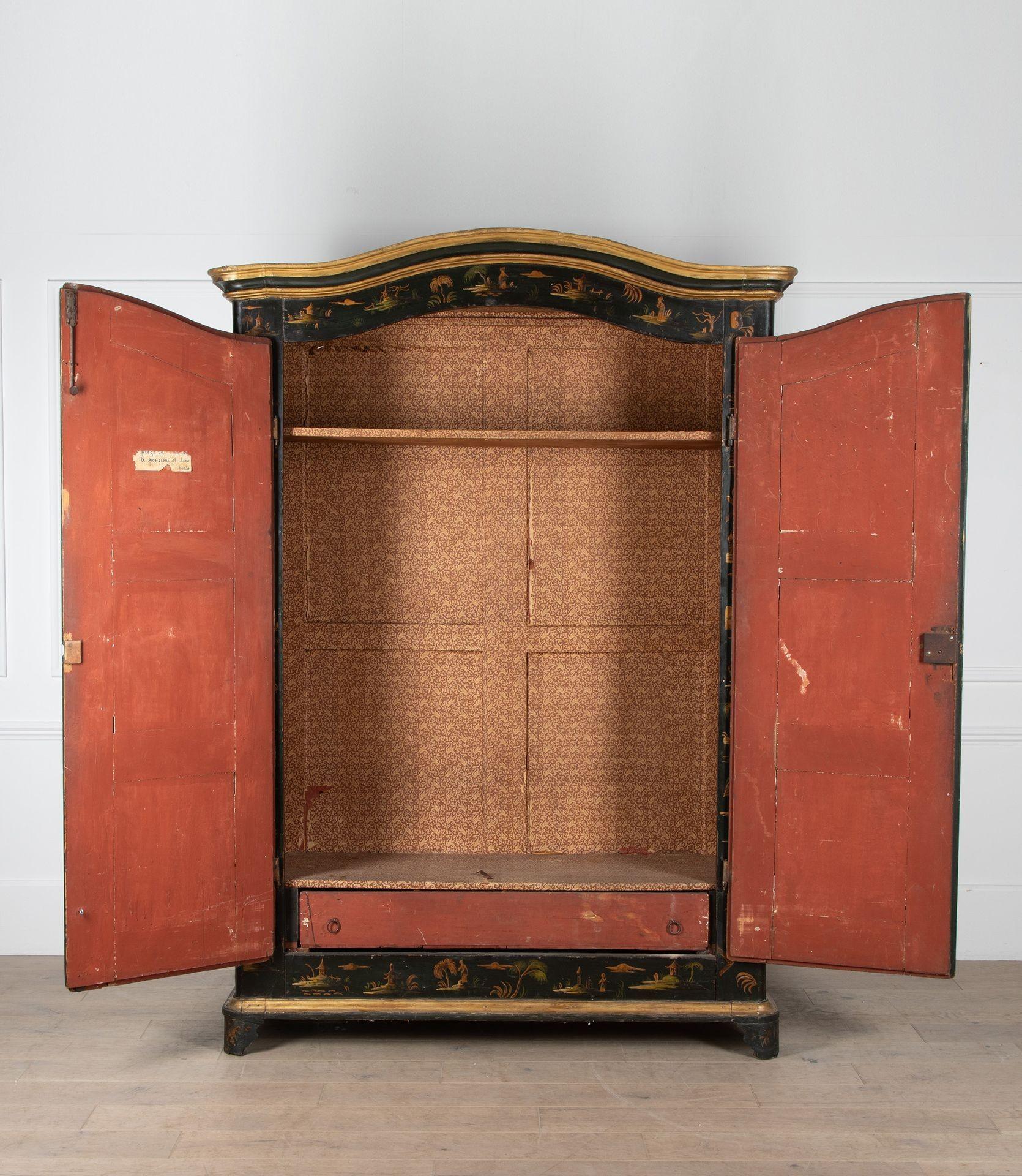 French Early 19th Century Chinoiserie Armoire 5