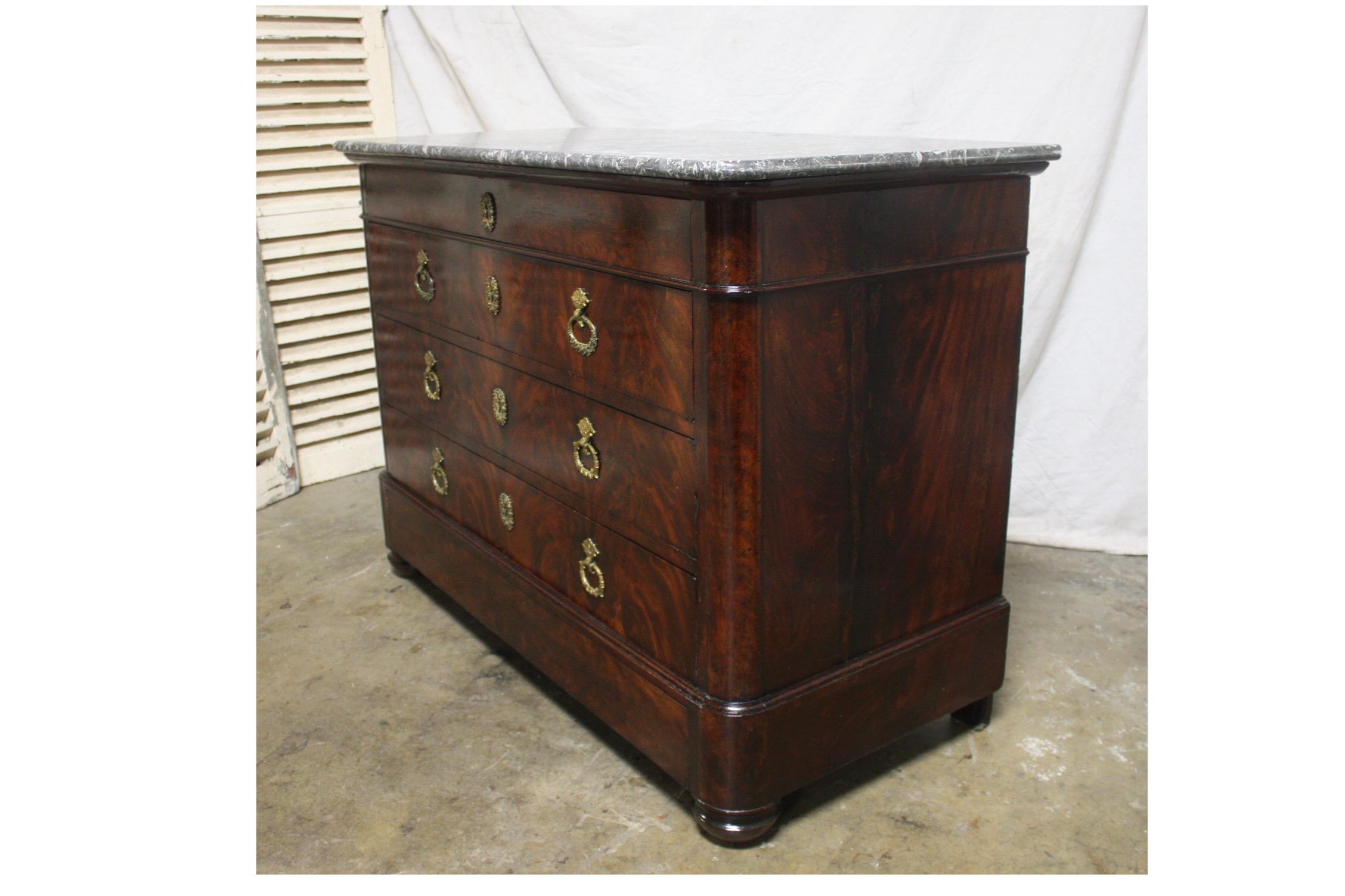 French Early 19th Century Commode In Good Condition In Stockbridge, GA