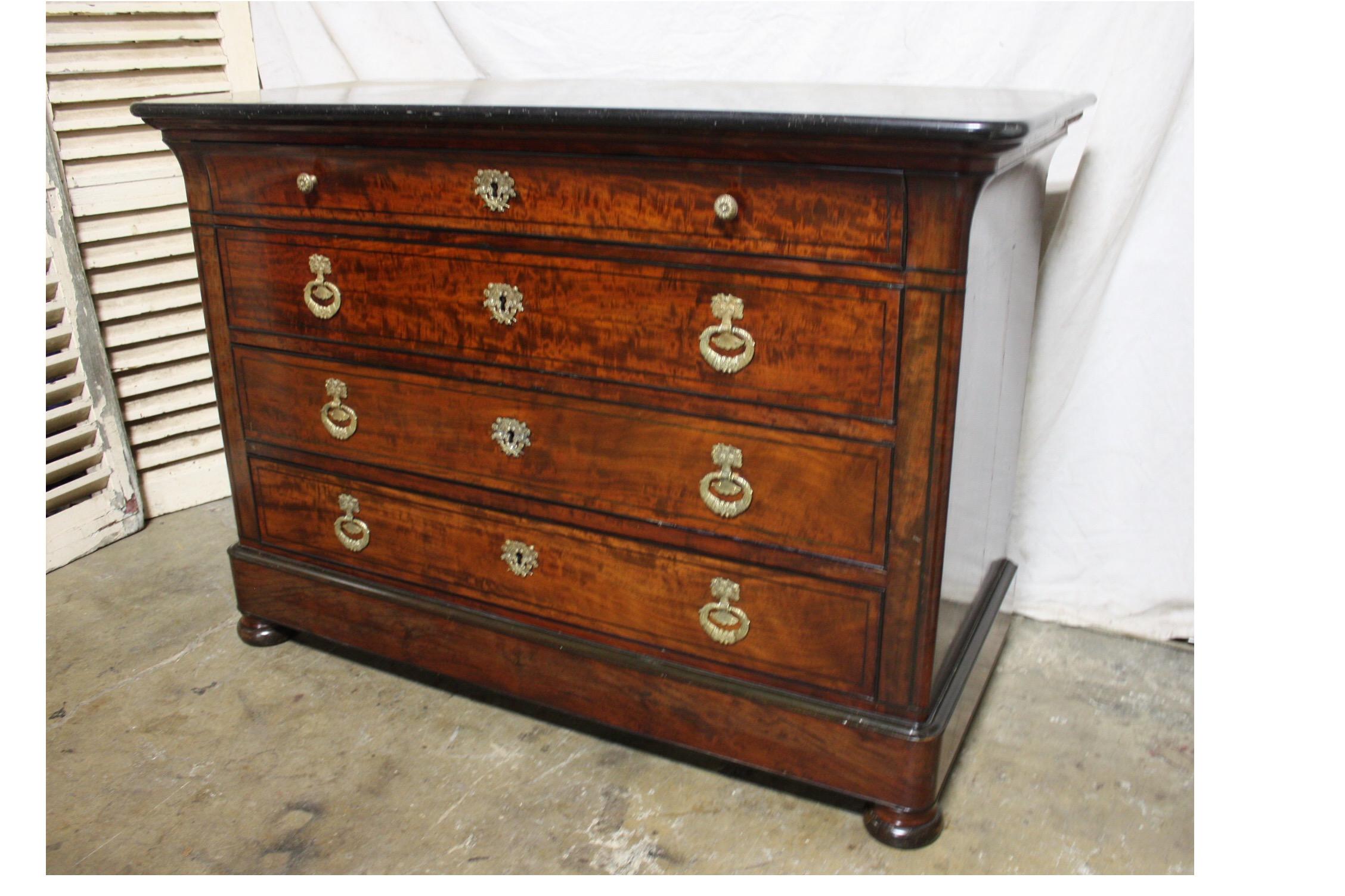 French Early 19th Century Commode In Good Condition In Stockbridge, GA
