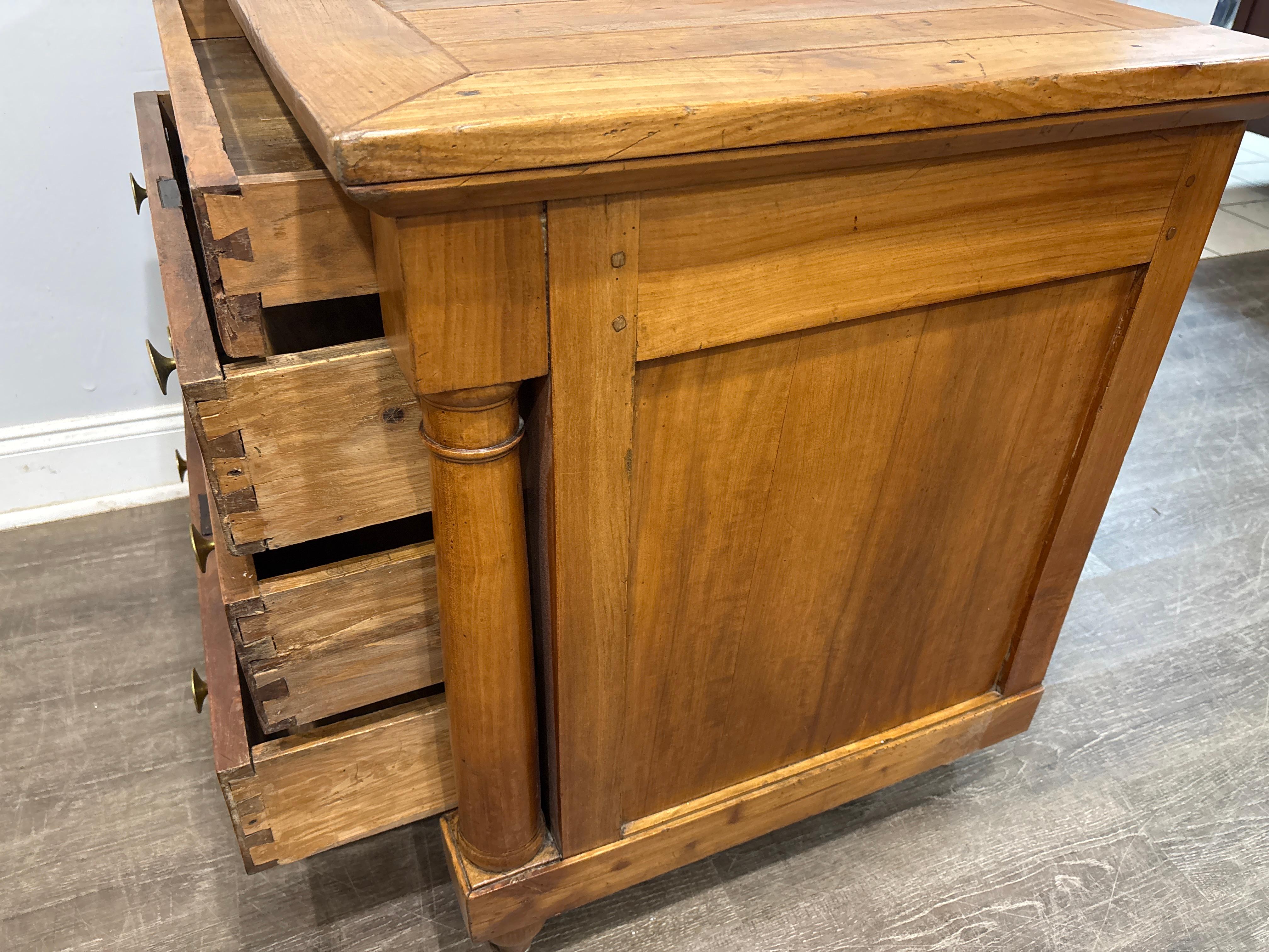 Commode Impero francese del primo Ottocento in vendita 1