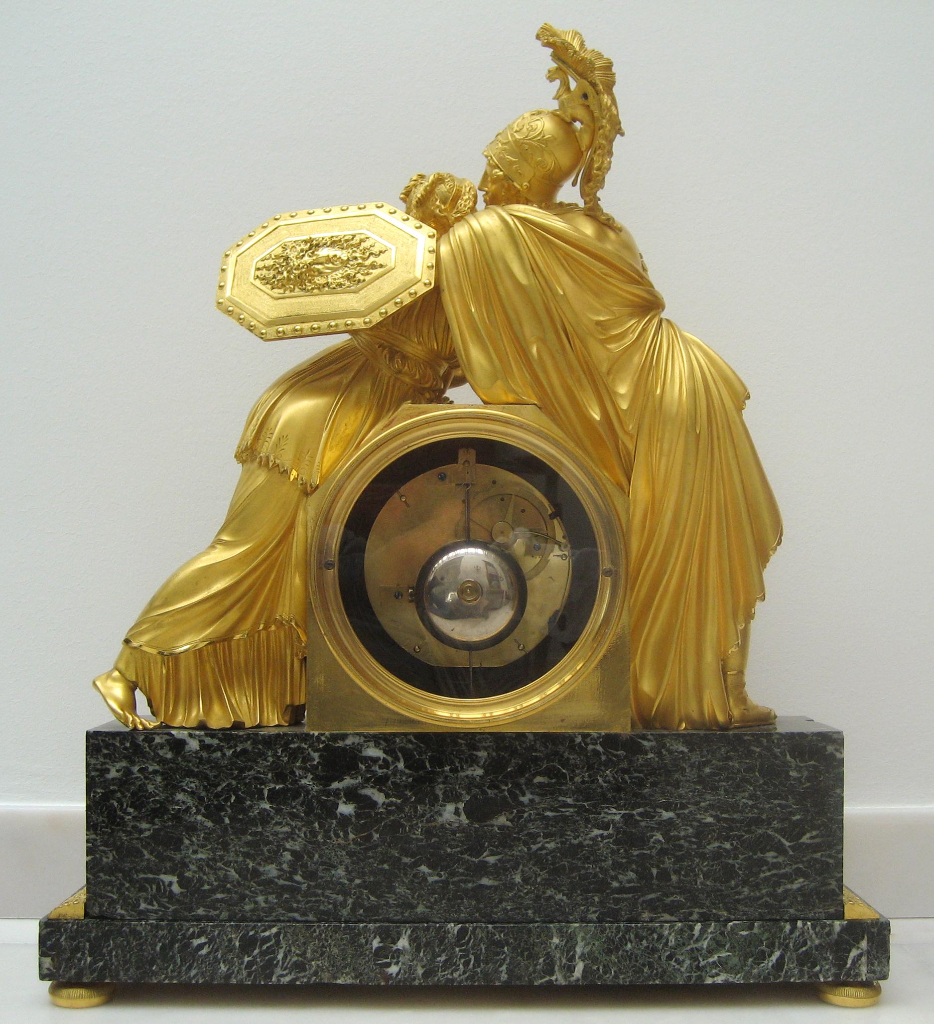 French Early 19th Century Empire Gilt Bronze Mantel Clock by Claude Galle In Good Condition For Sale In Worpswede / Bremen, DE