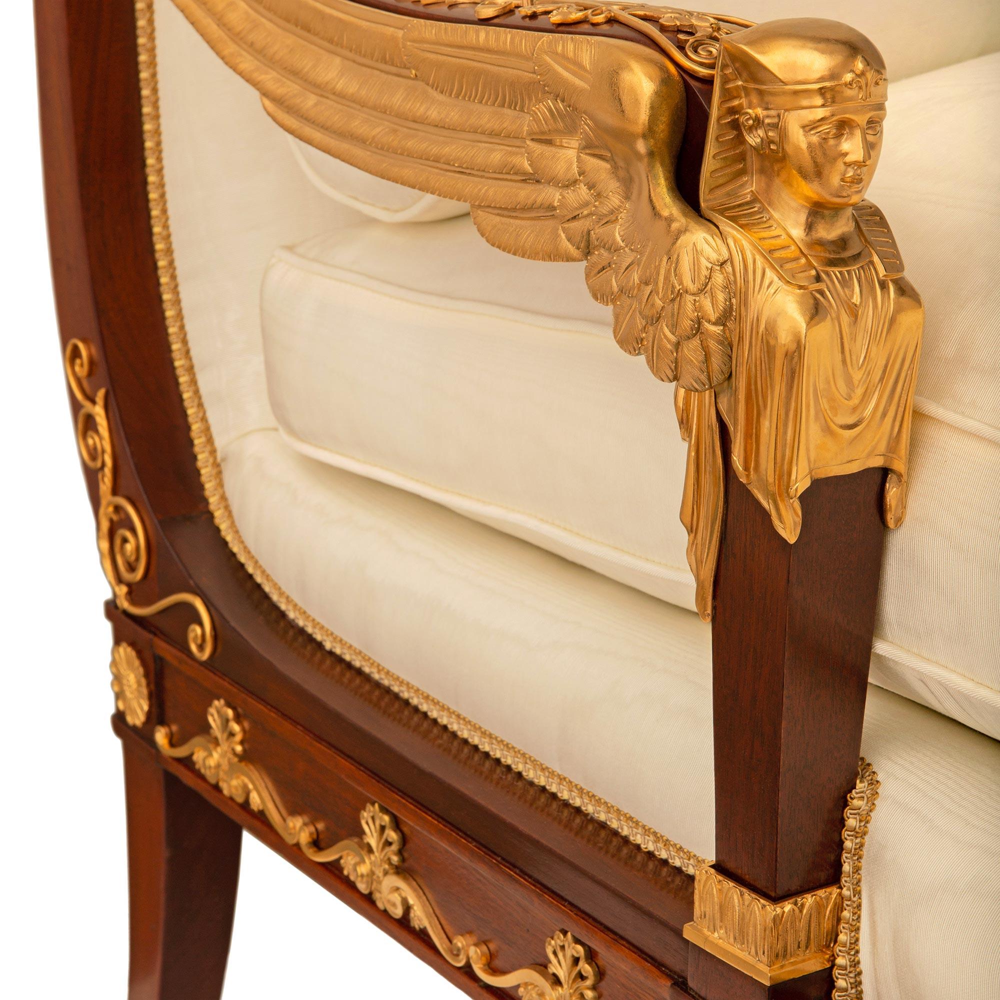 French early 19th century Empire period Mahogany and Ormolu chaise, Circa 1805 For Sale 1