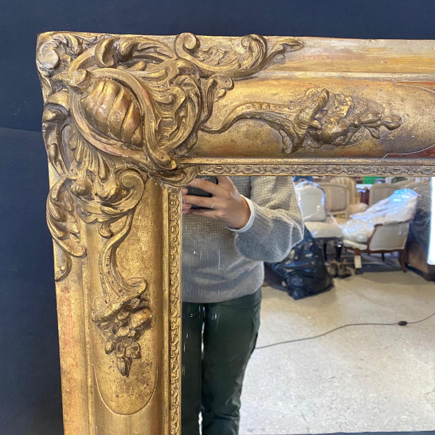 French Early 19th Century Gold Gilt Neoclassical Renaissance Mirror from Paris For Sale 2