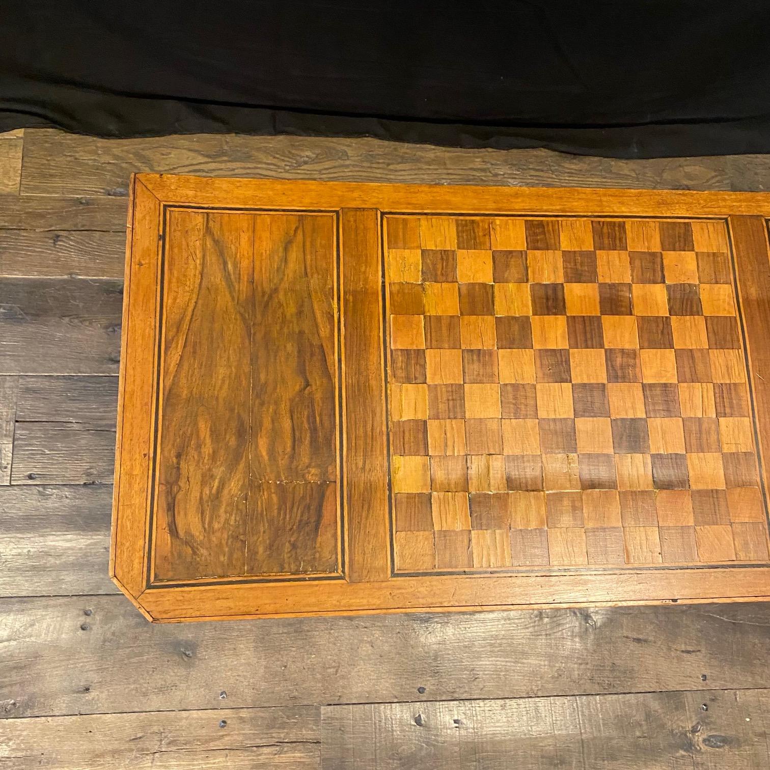 Walnut French Early 19th Century Inlaid Neoclassical Game Table