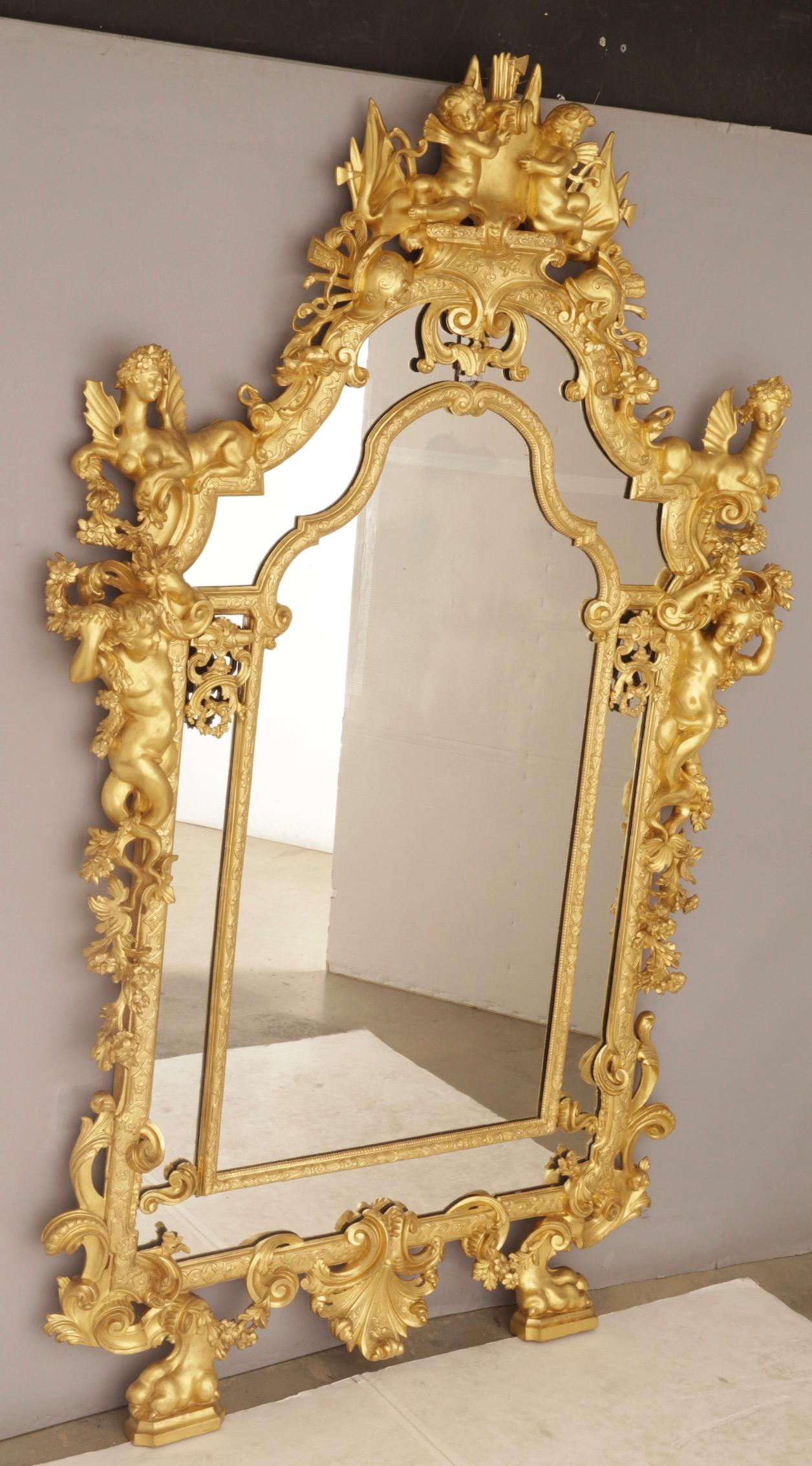 Specchio in legno dorato francese Luigi XIV, inizio XIX secolo in vendita 5