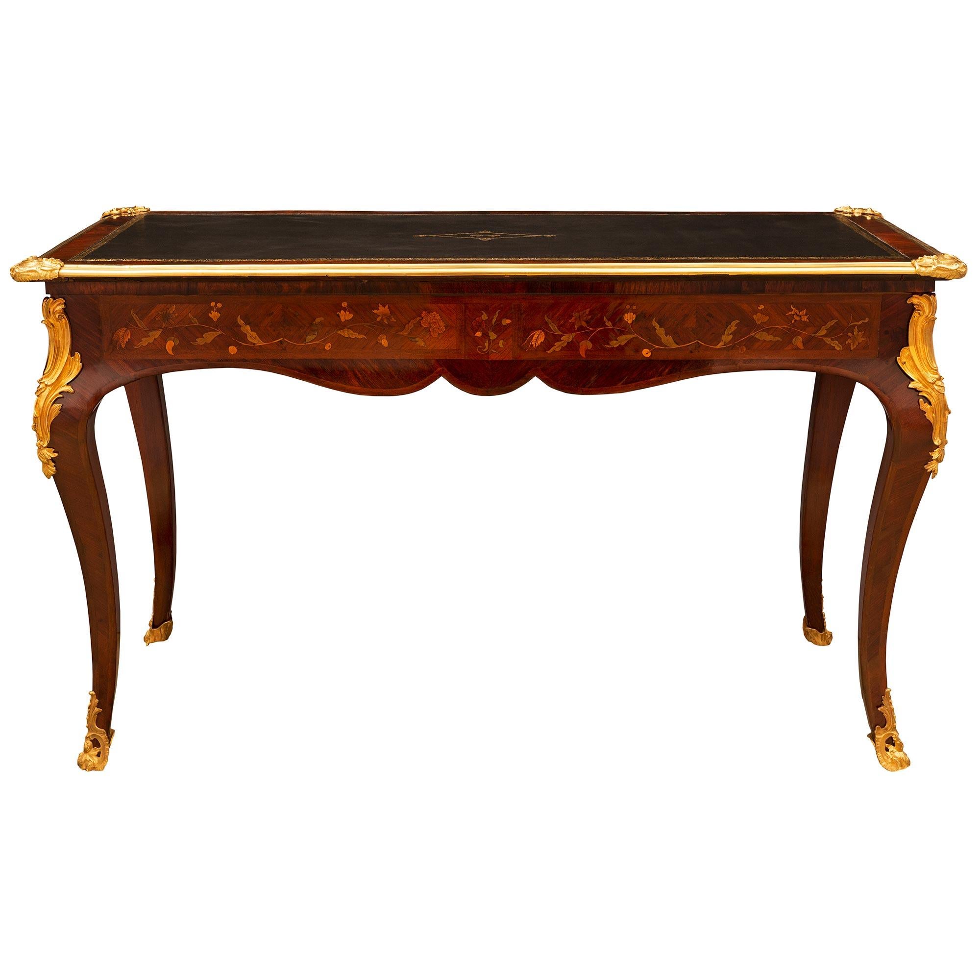 French, Early 19th Century, Louis XV Style Bureau Plat In Good Condition For Sale In West Palm Beach, FL