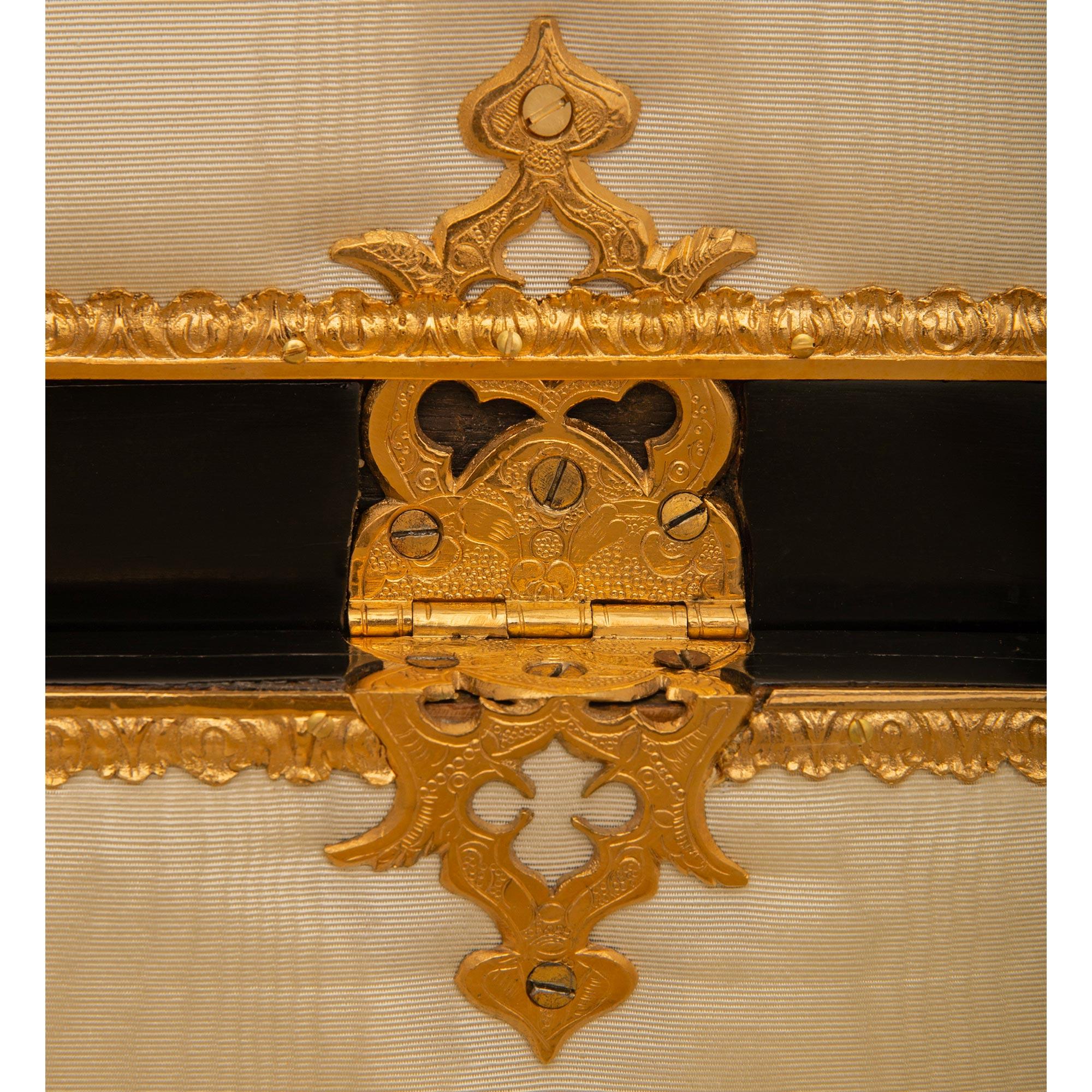 Scatola Boulle francese dell'inizio del XIX secolo in stile Luigi XVI, con ormolatura e legno ebanizzato. in vendita 5