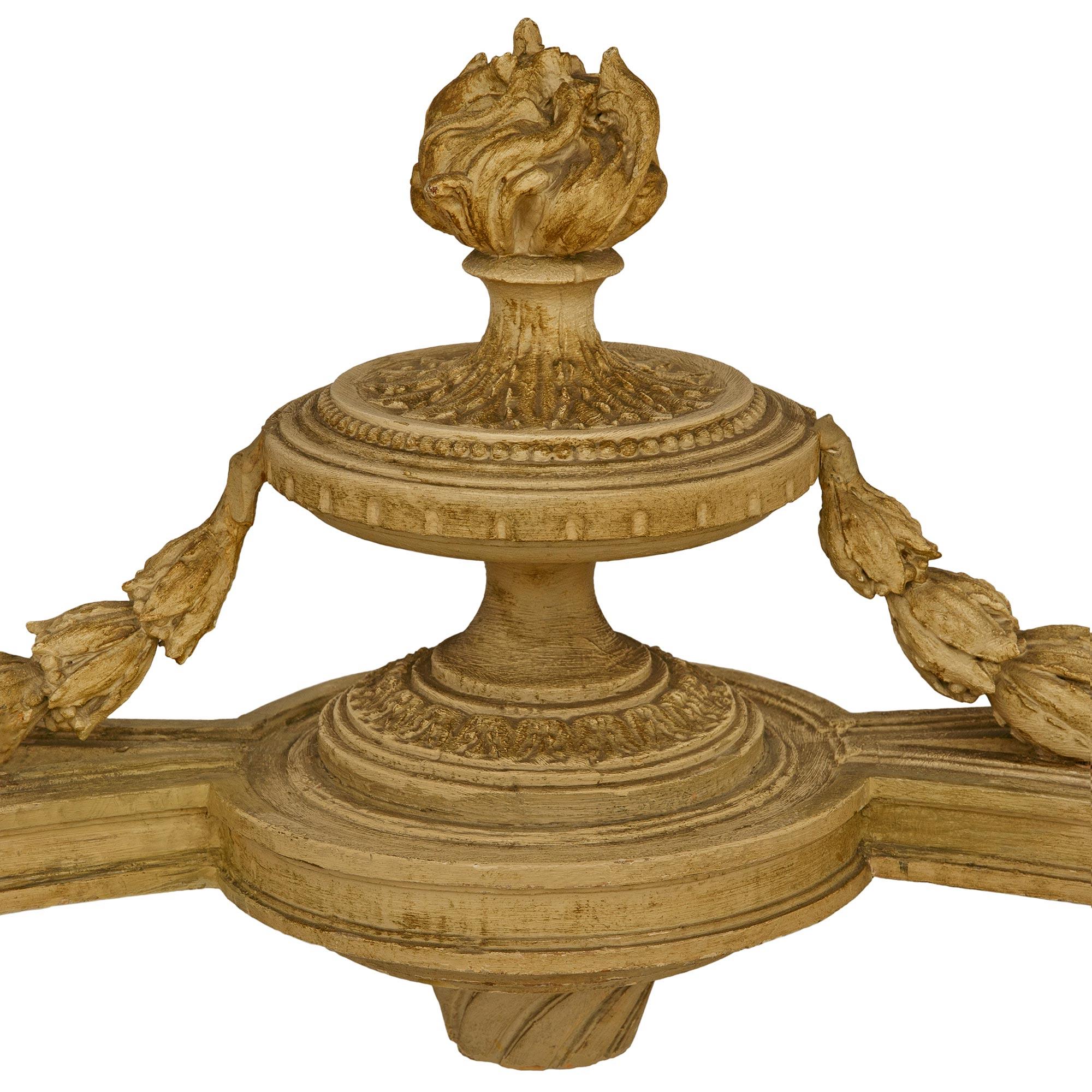 Consolle in legno patinato e marmo di Trets francese dell'inizio del XIX secolo in stile Luigi XVI in vendita 2