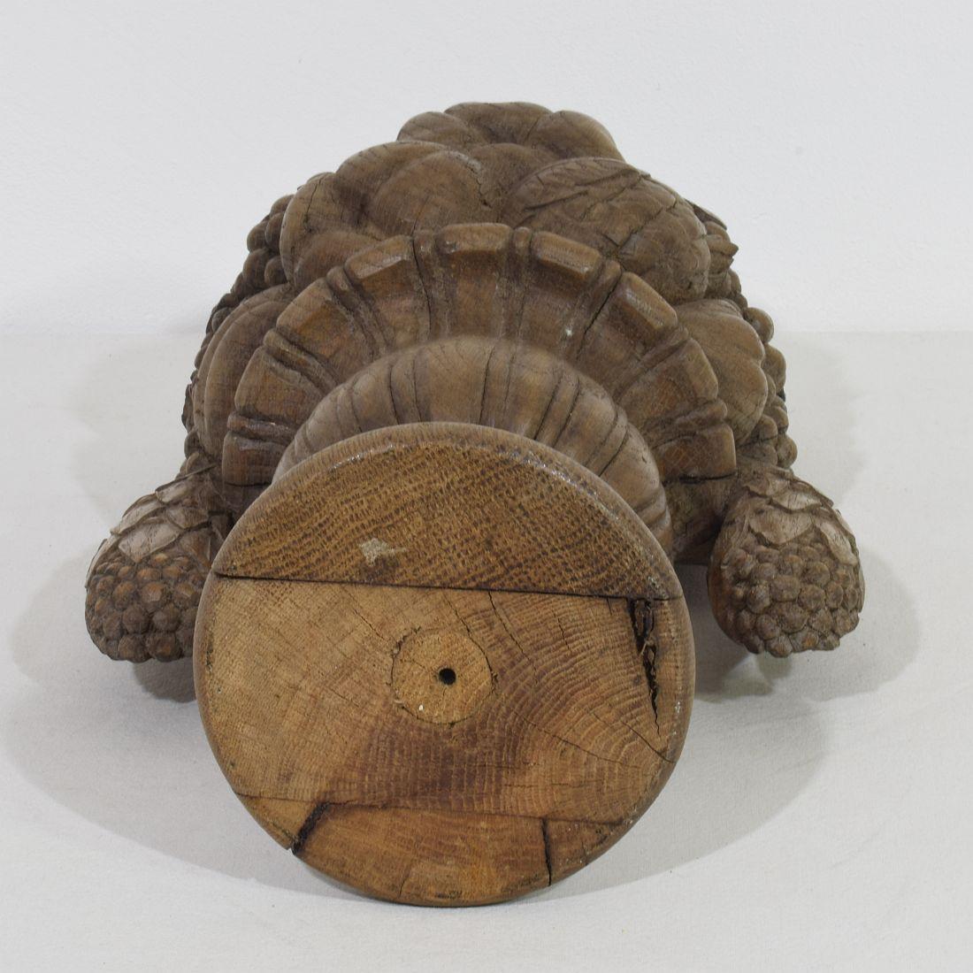 French Early 19th Century Neoclassical Hand Carved Oak Vase Ornament/ Finial For Sale 14