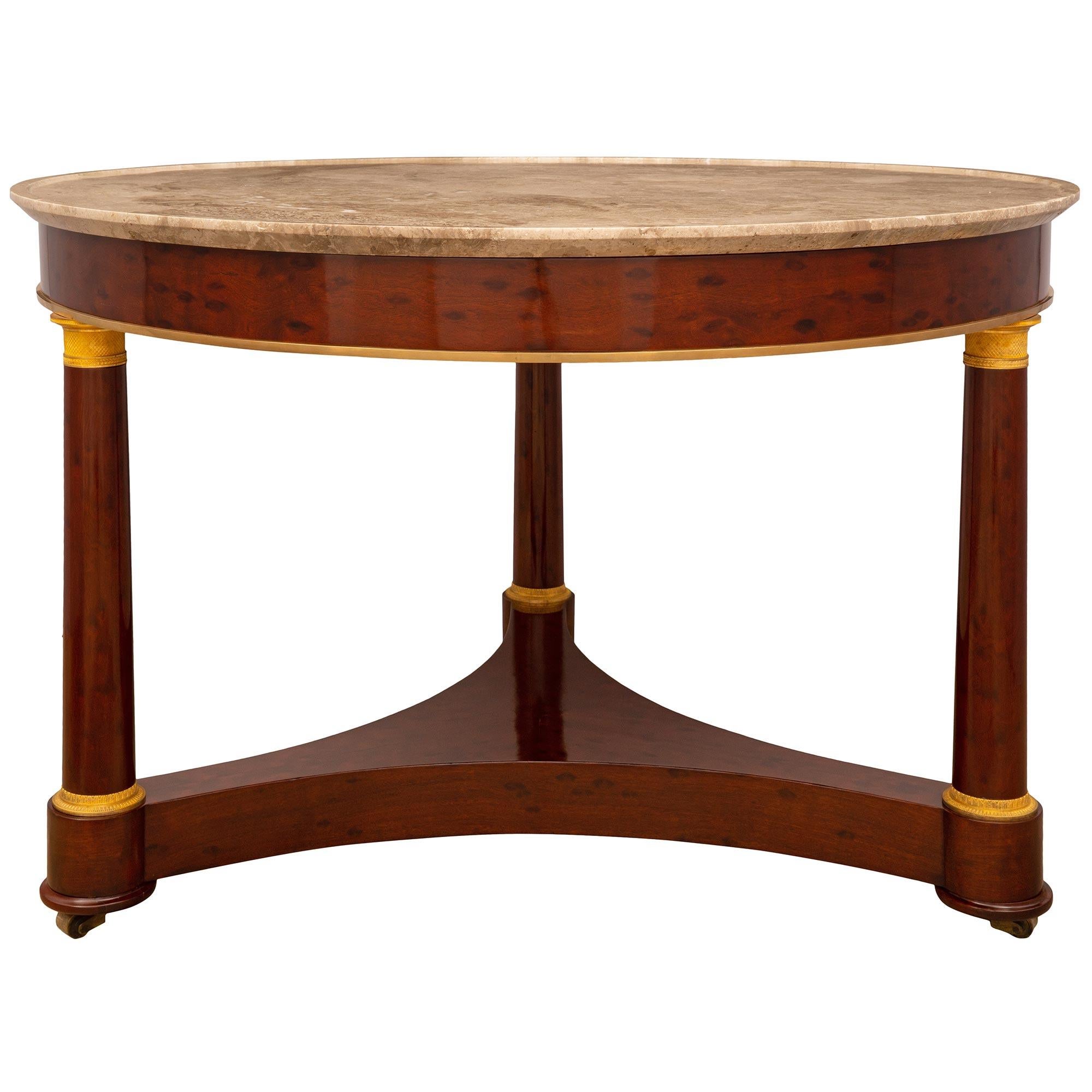 French Early 19th Century Neoclassical St. Center Table In Good Condition In West Palm Beach, FL