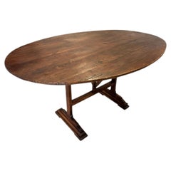 Table ovale française « Vigneron » du début du XIXe siècle – Table de dégustation de vin