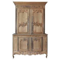 Credenza provenzale in rovere a due corpi, primi anni del XIX secolo