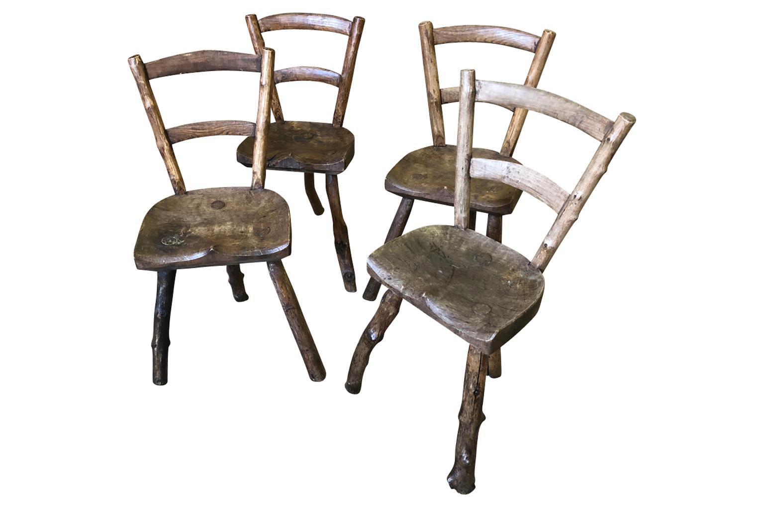 French Early 19th Century Set of 4 Primitive Chairs In Good Condition In Atlanta, GA