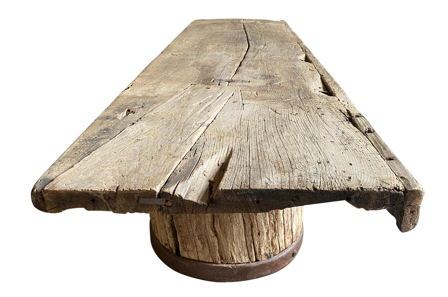 Französischer Tisch Basse des frühen 19. Jahrhunderts – Couchtisch im Angebot 5