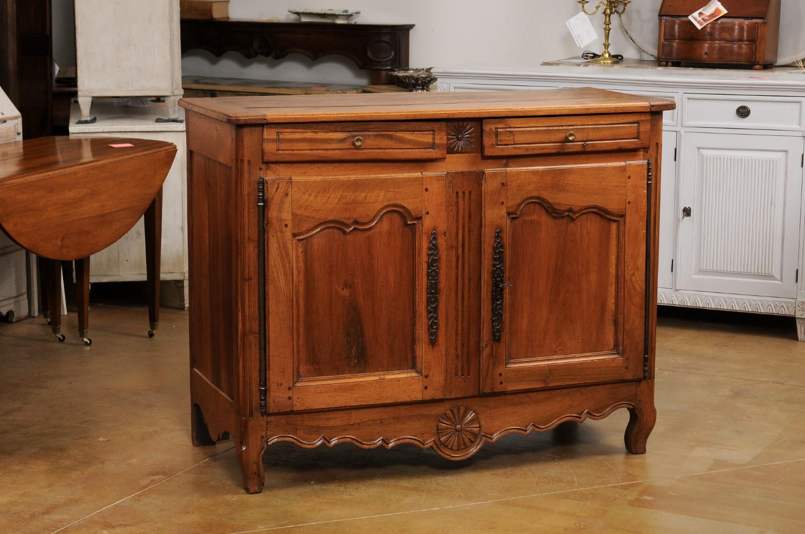Louis XV French Early 19th Century Transition Style Walnut Buffet with Doors and Drawers For Sale