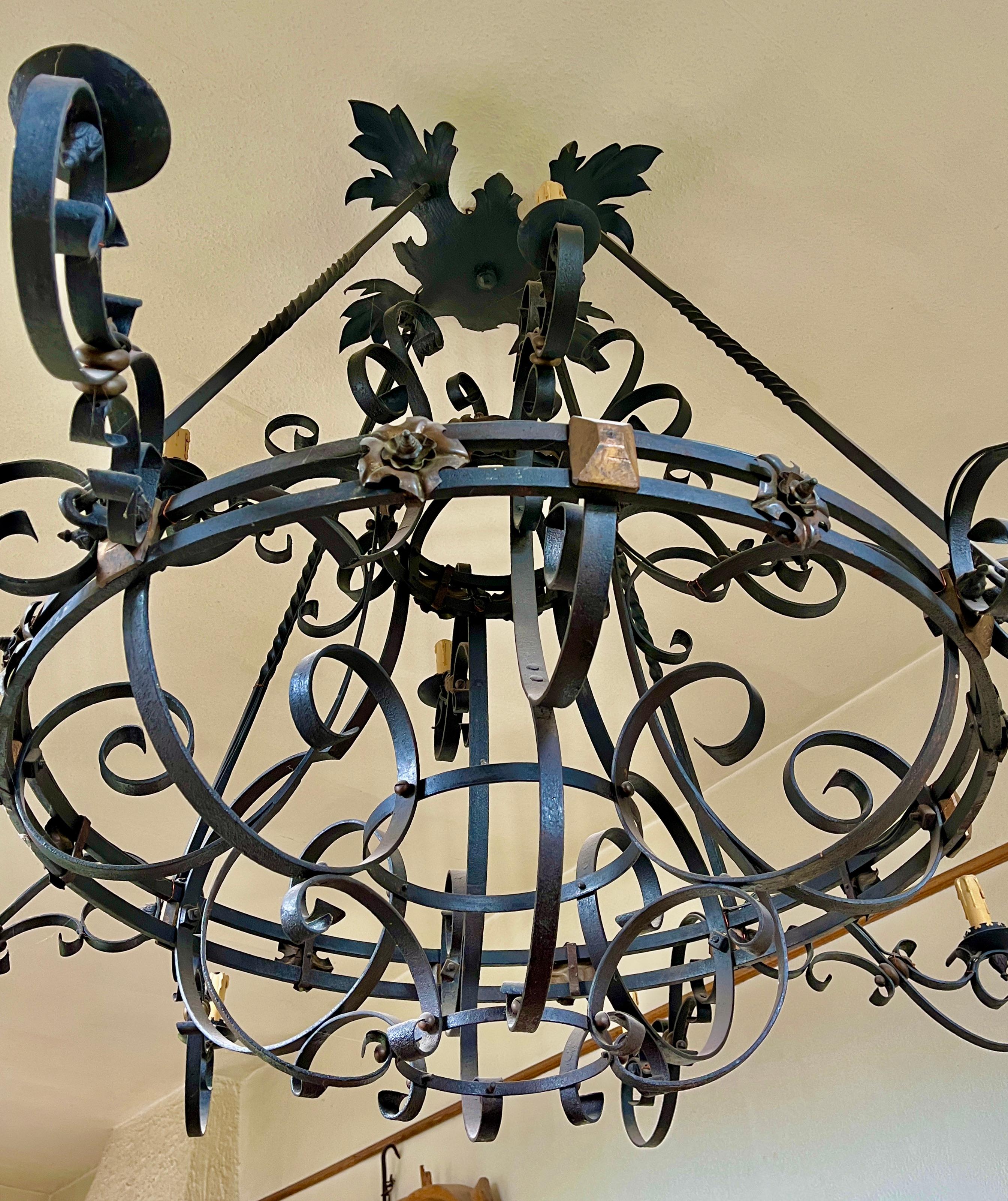 Early 20th Century French 19th Century Very Large Wrought Iron Twelve-Light Chandelier For Sale