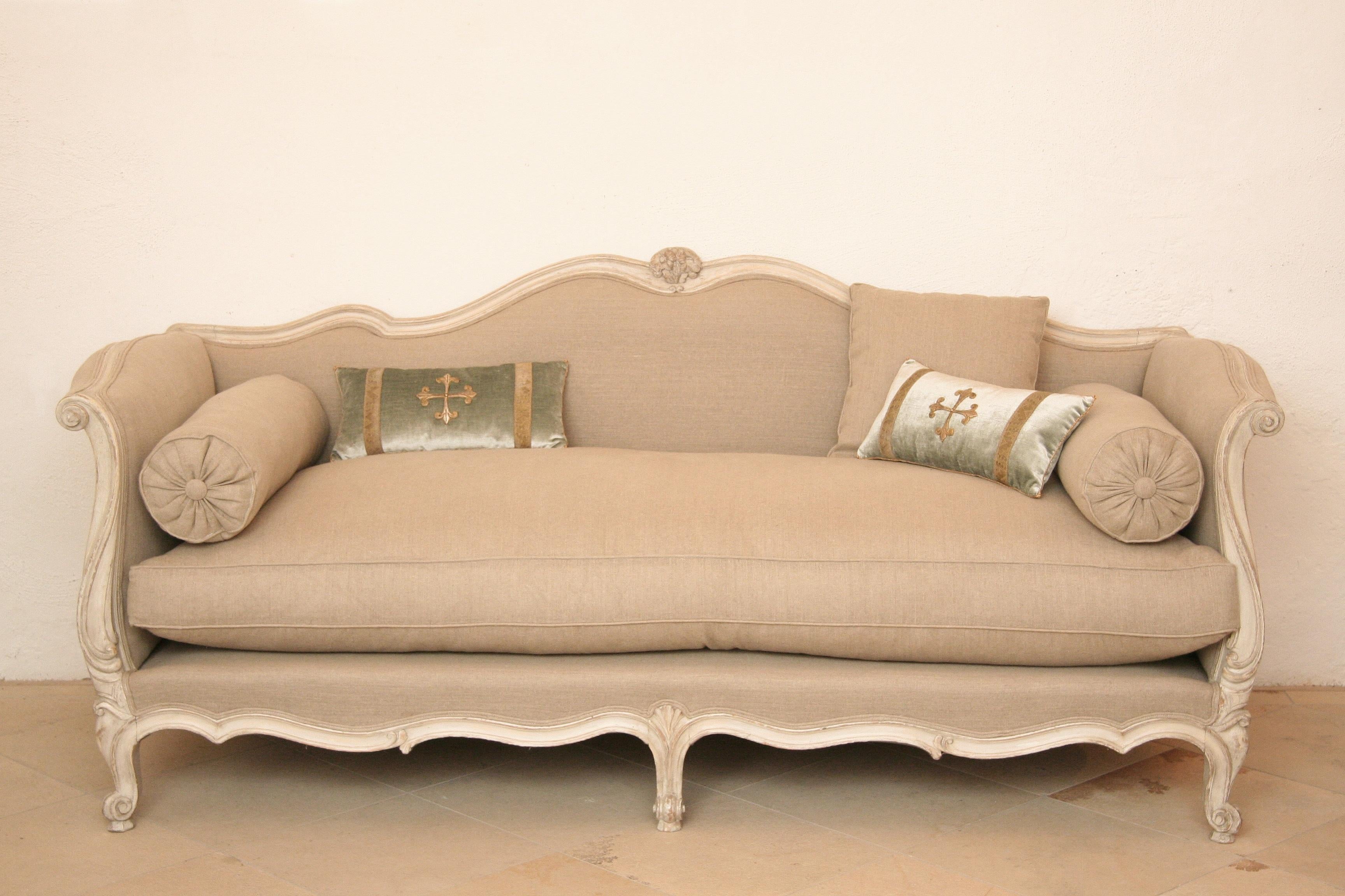 Carved French Early 19th Century XV Canape / Settee Creme-White Painting, Linen Fabric