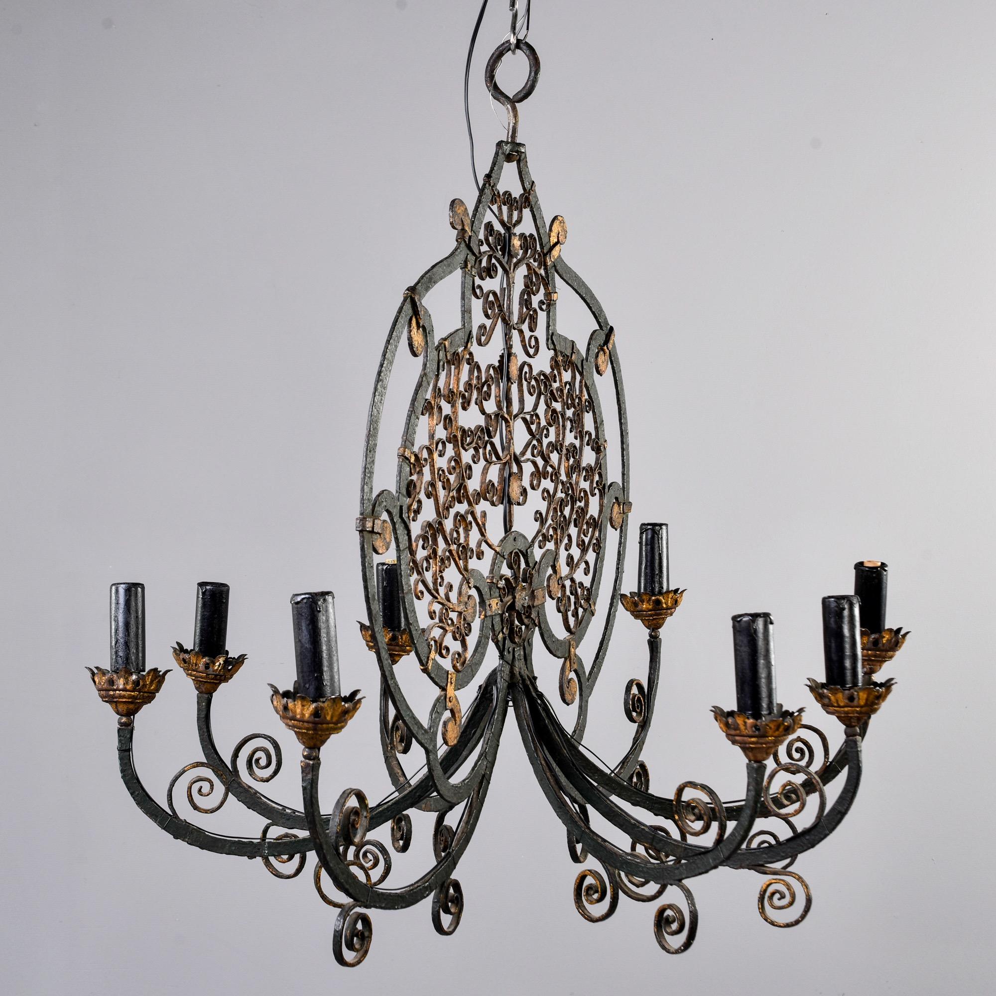 French Early 20th Century Eight-Arm Iron Chandelier 2