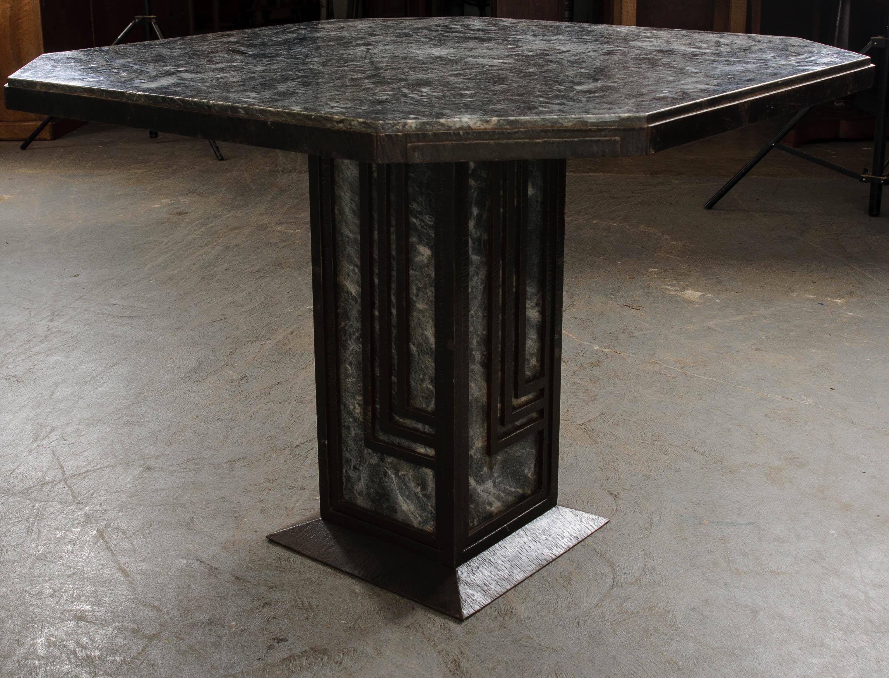 French Early 20th Century Art Deco Iron and Marble Table 1