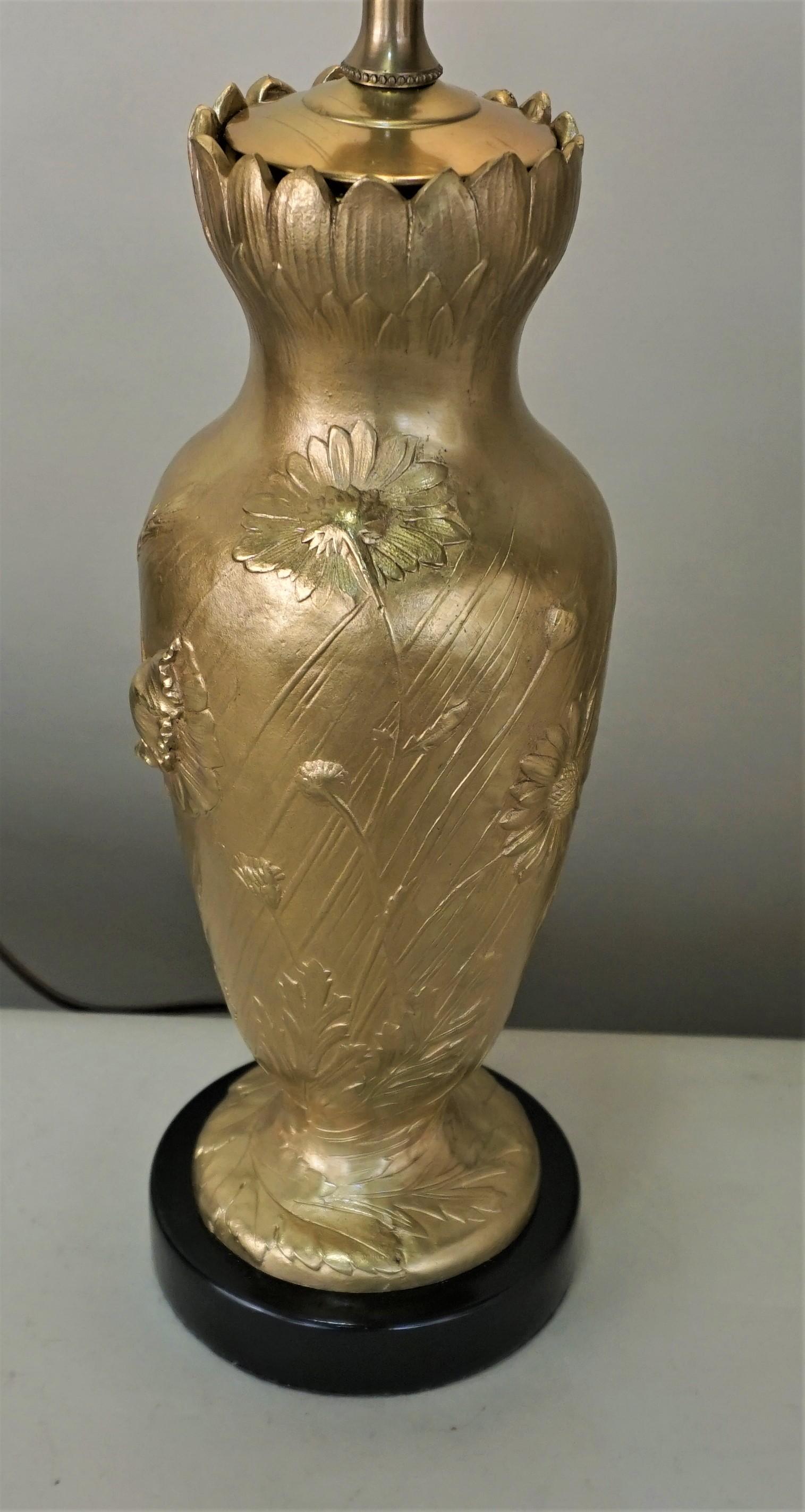 Early 20th Century French early 20th century Art Nouveau bronze Table Lamp.