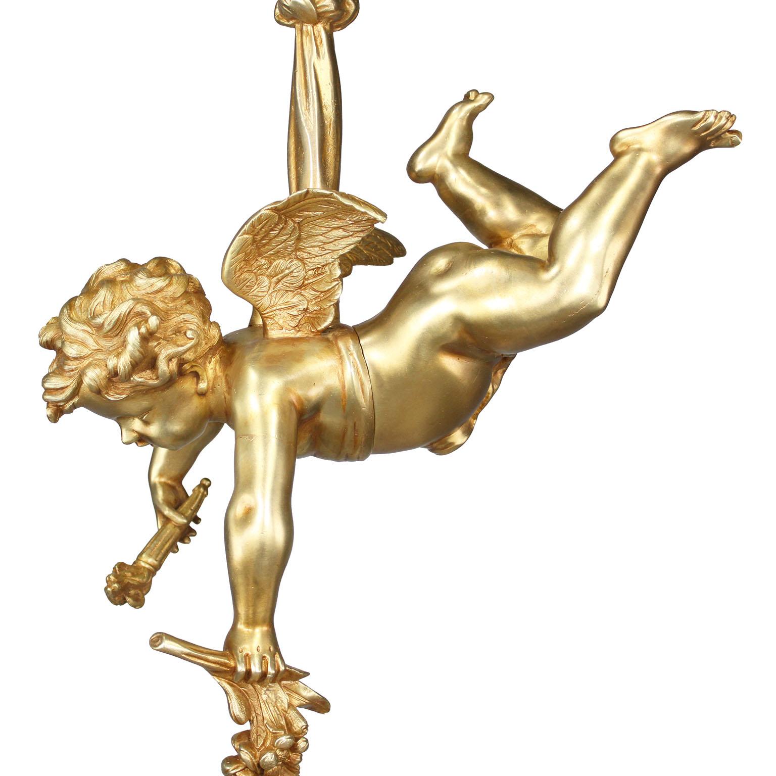 Französisch Anfang des 20. Jahrhunderts Belle Époque 4-Light Bronze Cherub Chandelier Pendelleuchte im Angebot 1