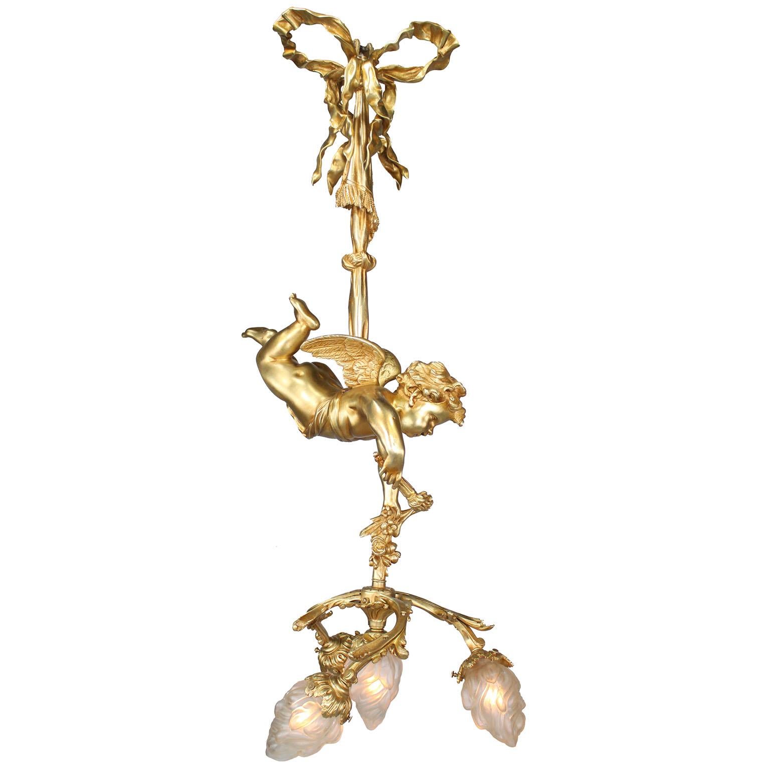 Französisch Anfang des 20. Jahrhunderts Belle Époque 4-Light Bronze Cherub Chandelier Pendelleuchte im Angebot 2