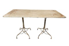Table de bistrot française du début du XXe siècle