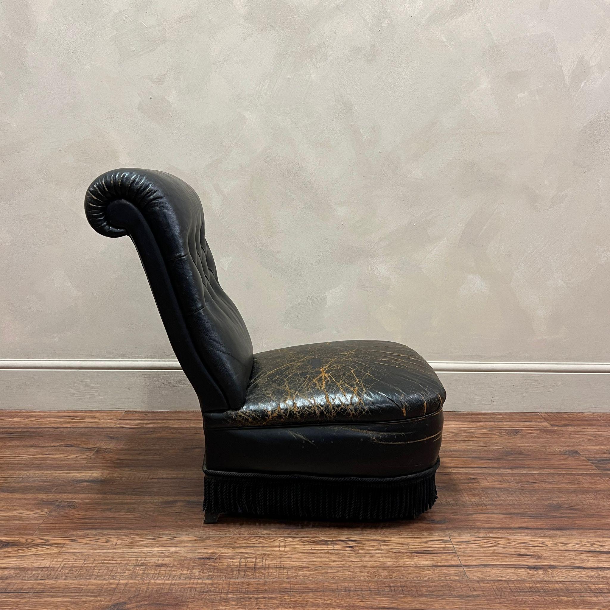 French Early 20th Century, Black Leather Slipper Chair For Sale 6