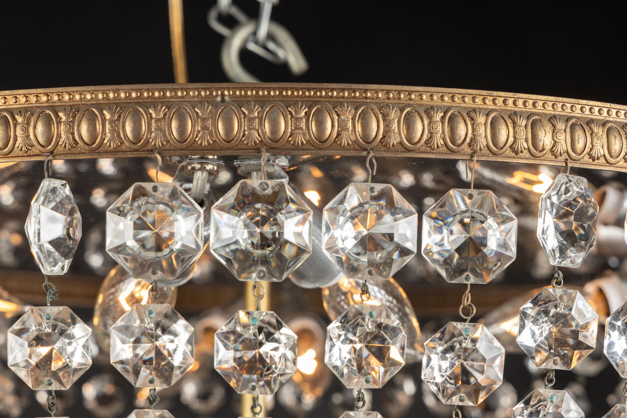 French Early 20th Century Bronze and Crystal Chandelier, Pair Available For Sale 3
