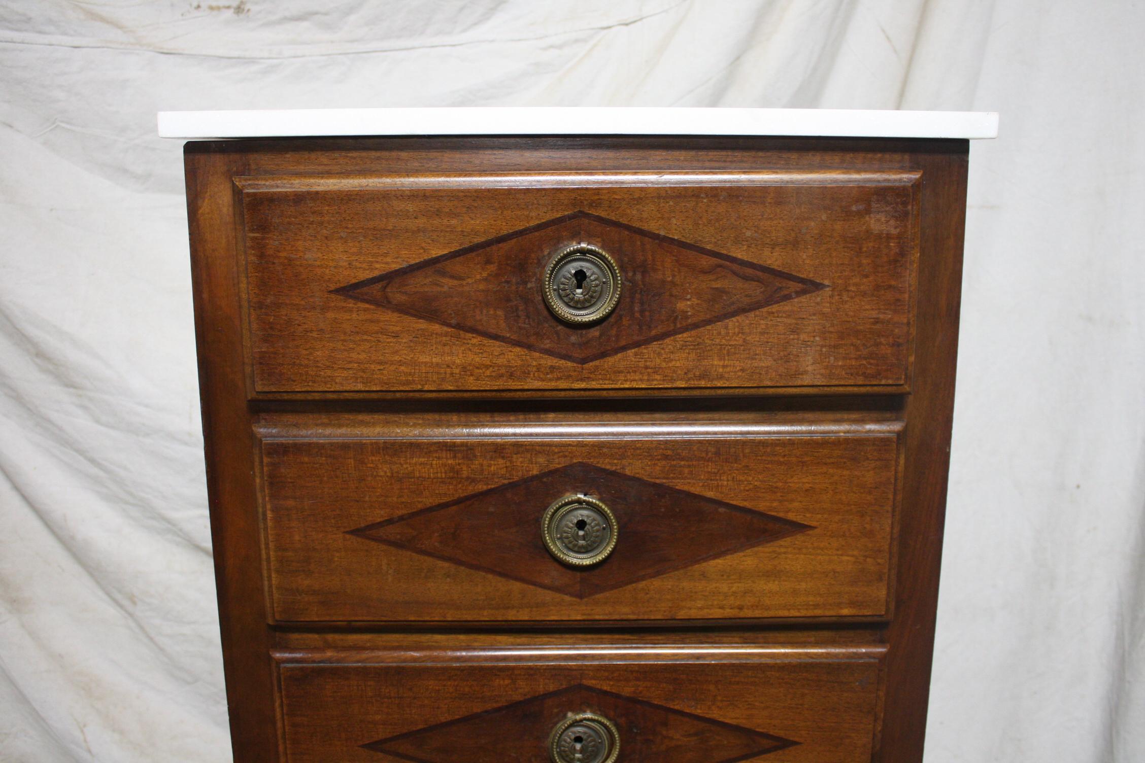 Directoire French Early 20th Century Chiffonier