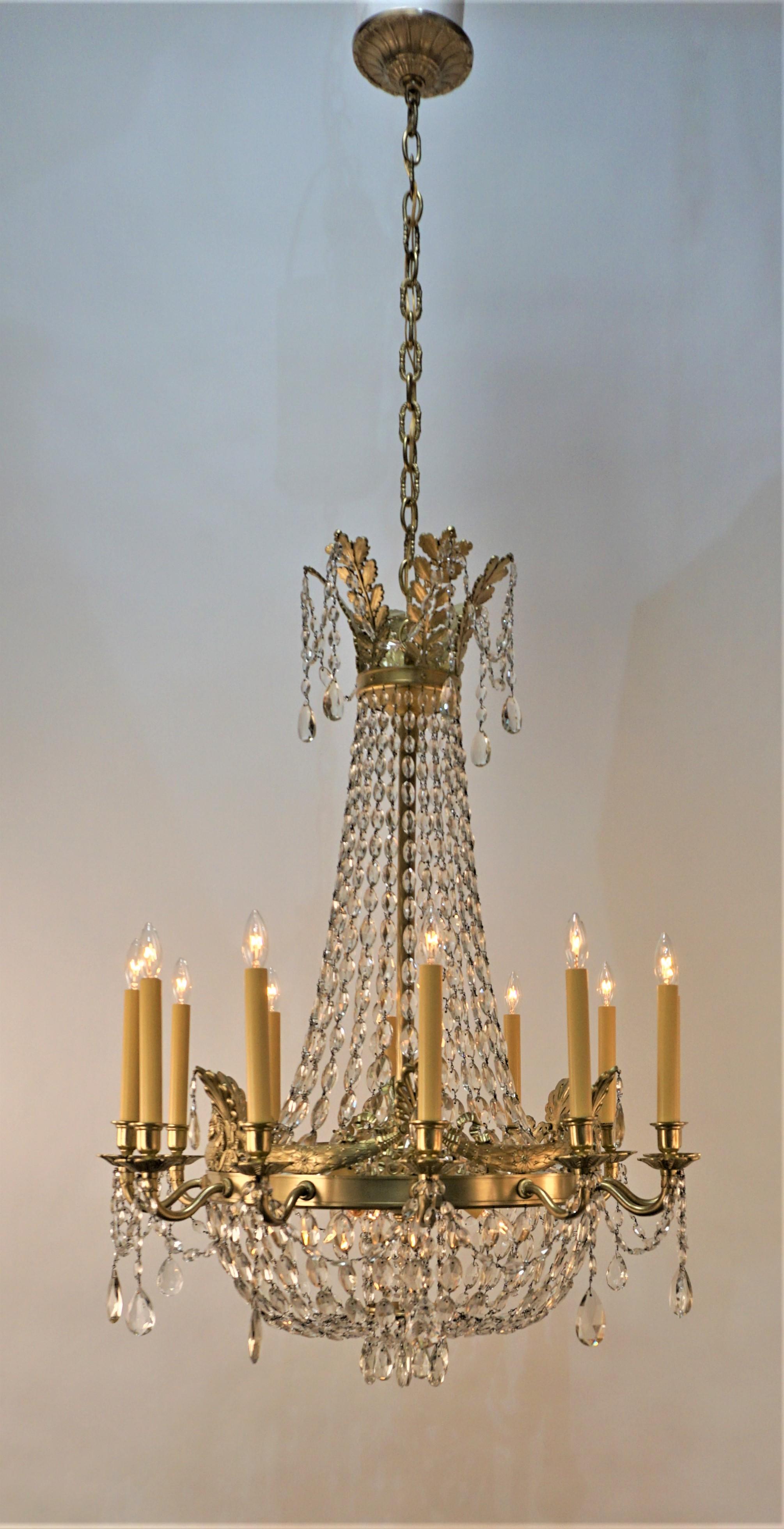 French Early 20th Century Crystal and Bronze Empire Chandelier 5