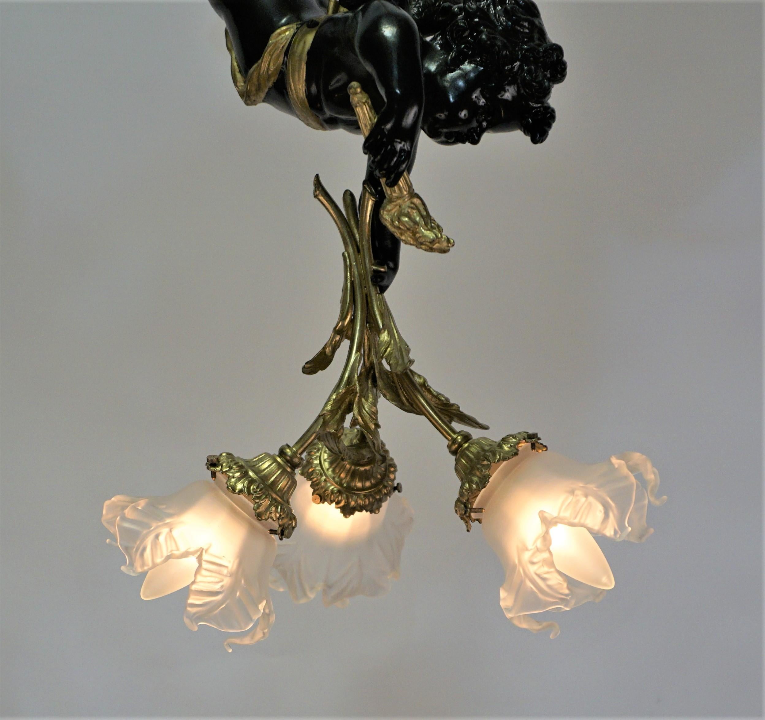 French Early 20th Century Doré Bronze Chandelier 7