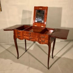 French Early 20th Century Dressing Table with Lift Up Mirror with Marquetry