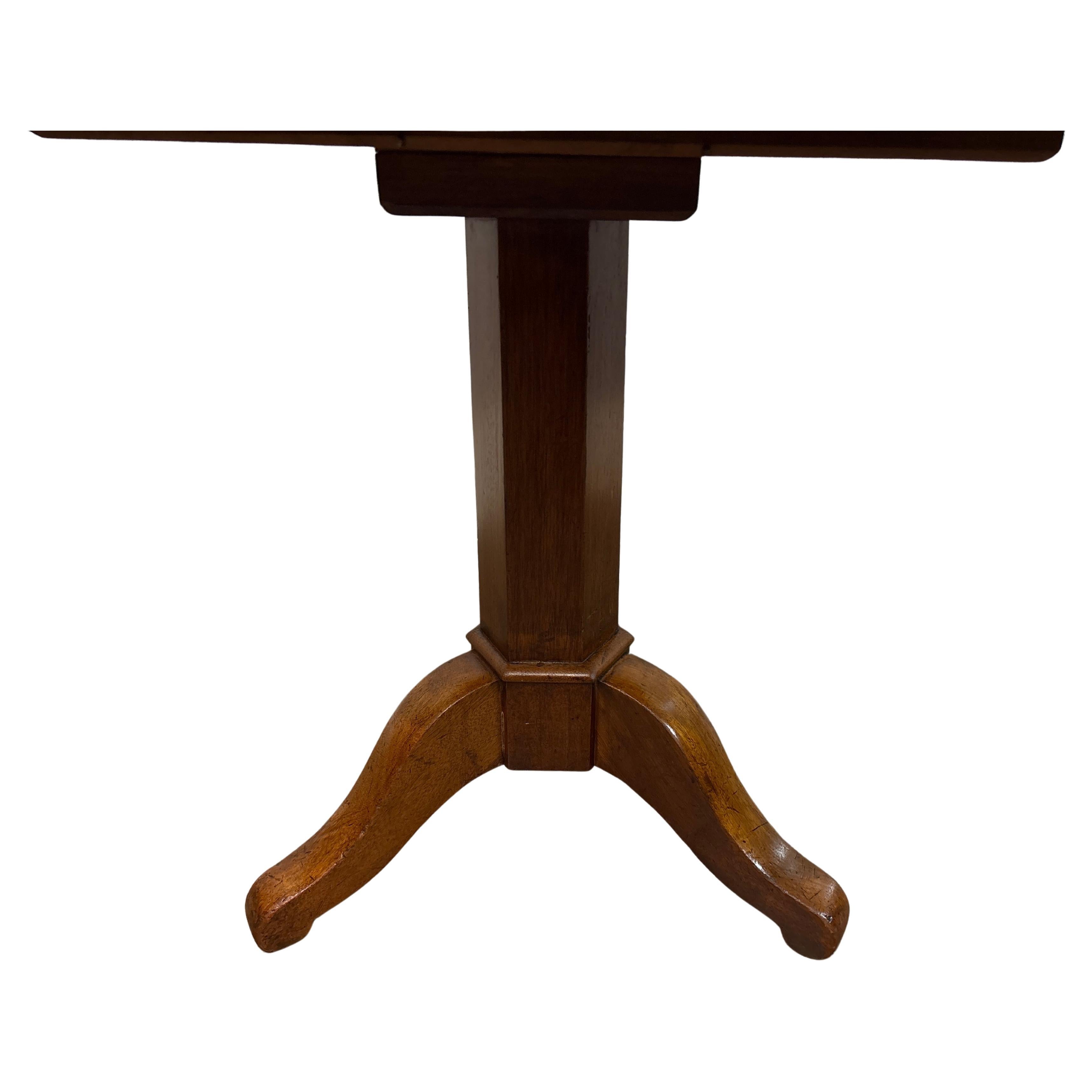 French Early 20th Century Gueridon In Good Condition For Sale In Stockbridge, GA