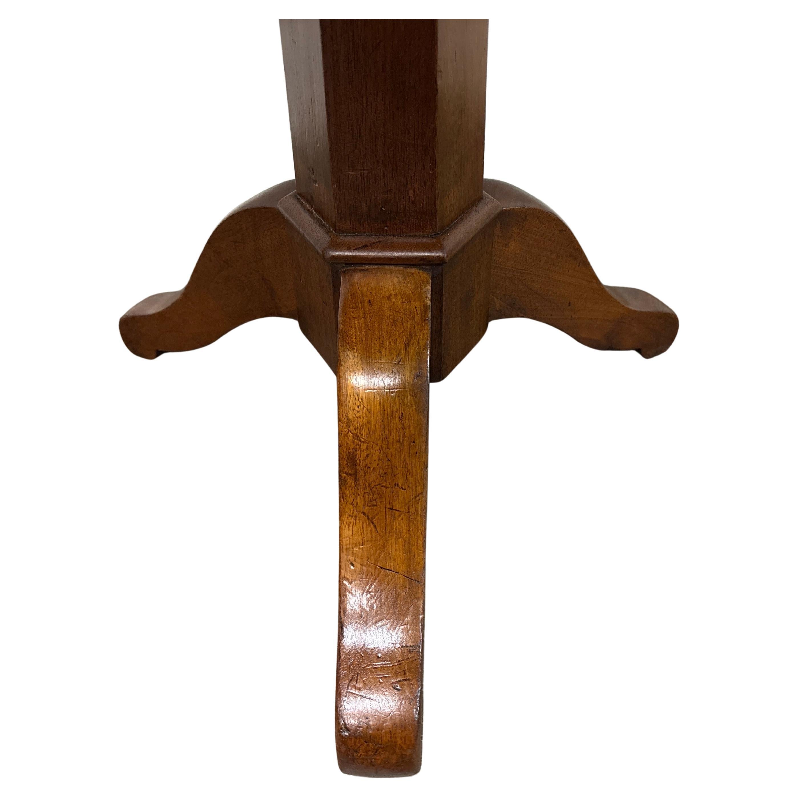 French Early 20th Century Gueridon For Sale 1