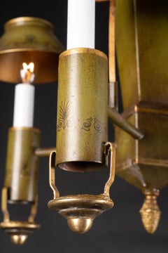 French Early 20th Century Hand-painted Tole Chandelier