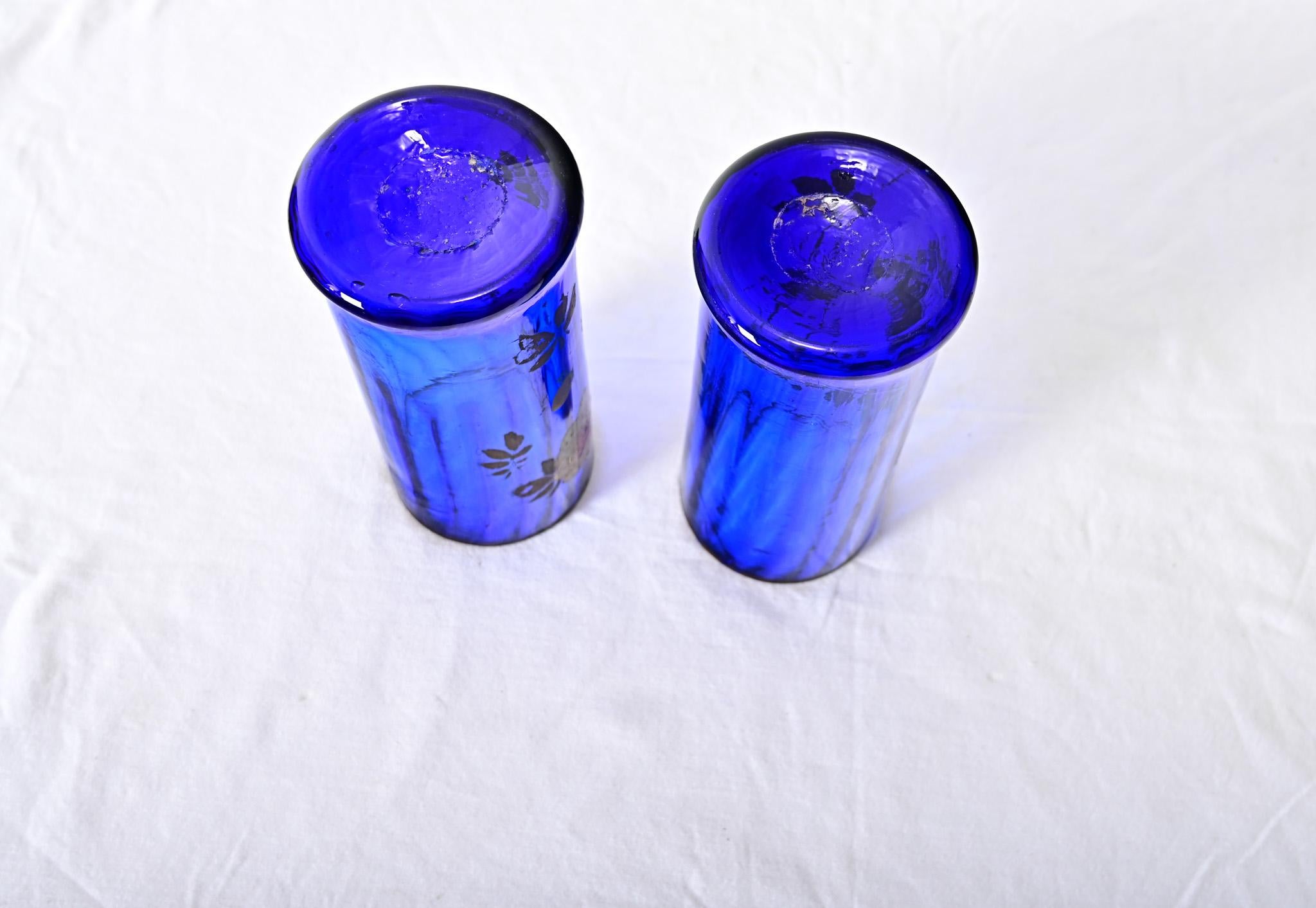 French Early 20th Century Hand Painted Vases For Sale 1