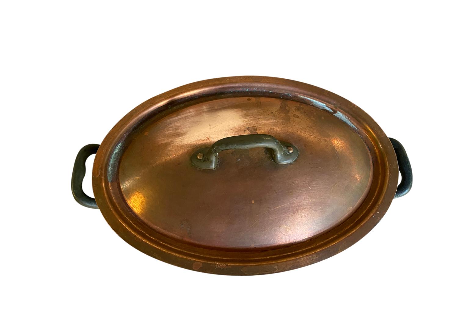 French Early 20th Century Lidded Copper Pot In Good Condition For Sale In Atlanta, GA