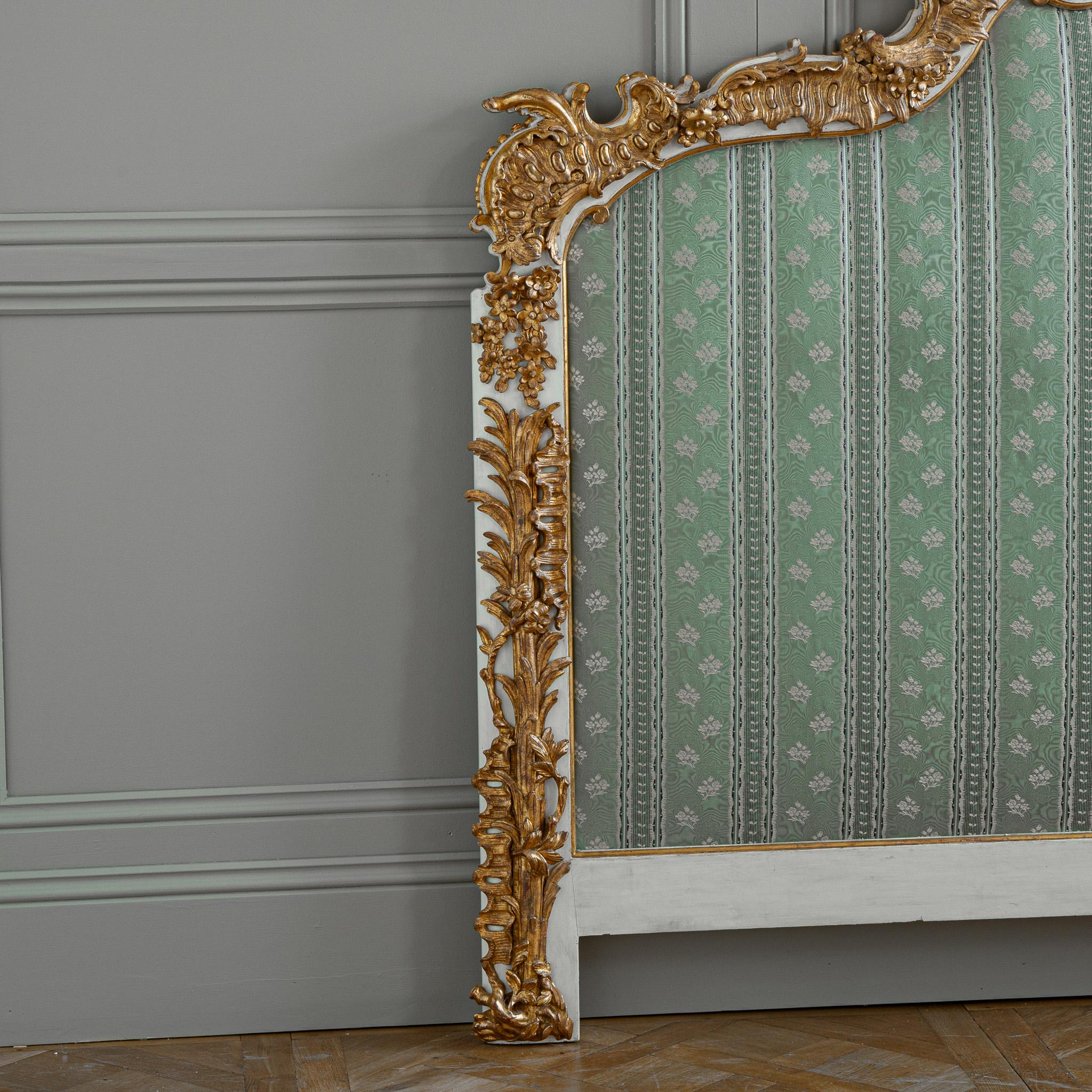French Early 20th Century Louis XV Style Large Gilt wood Headboard 4