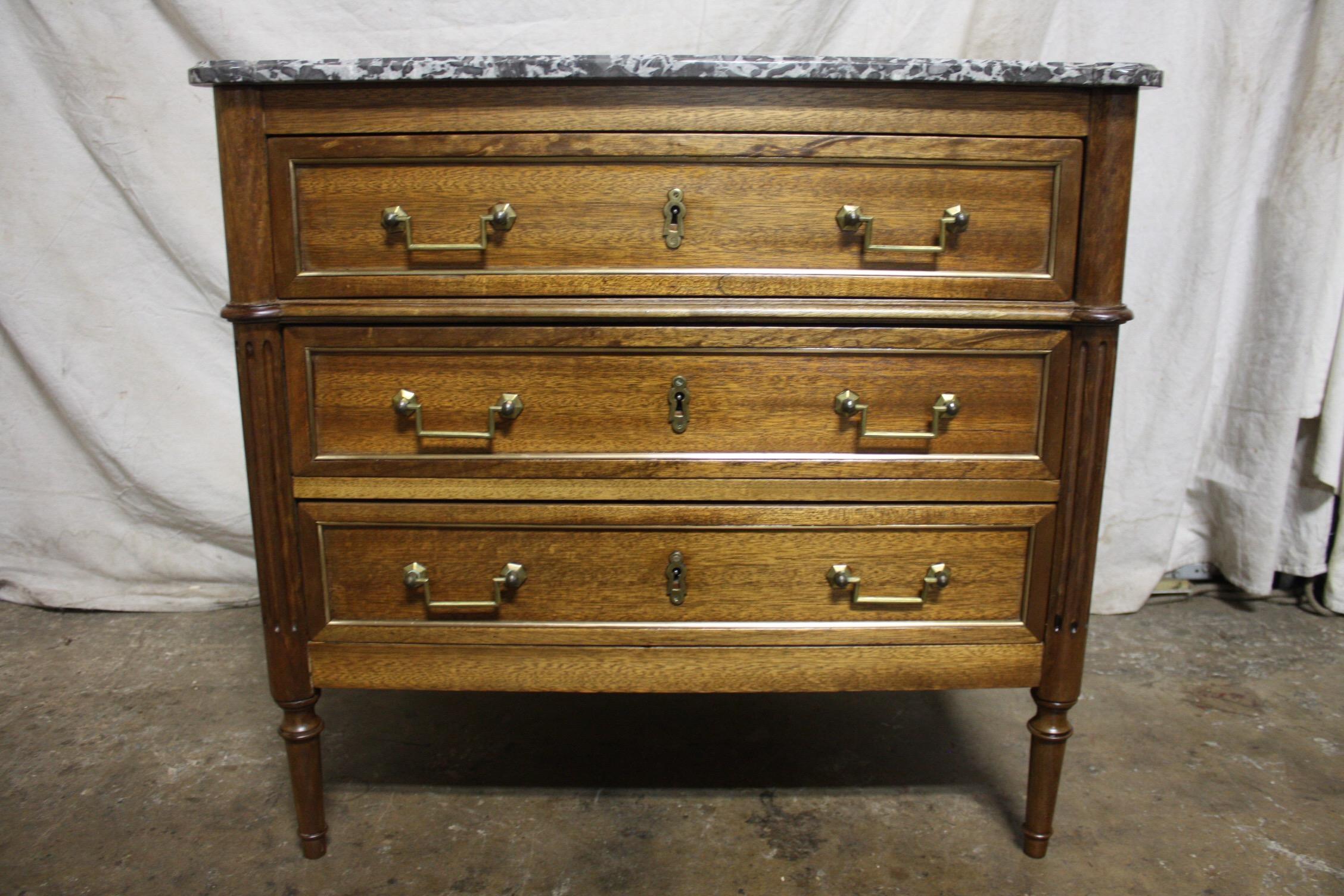 French Early 20th Century Louis XVI Style Commode In Good Condition In Stockbridge, GA