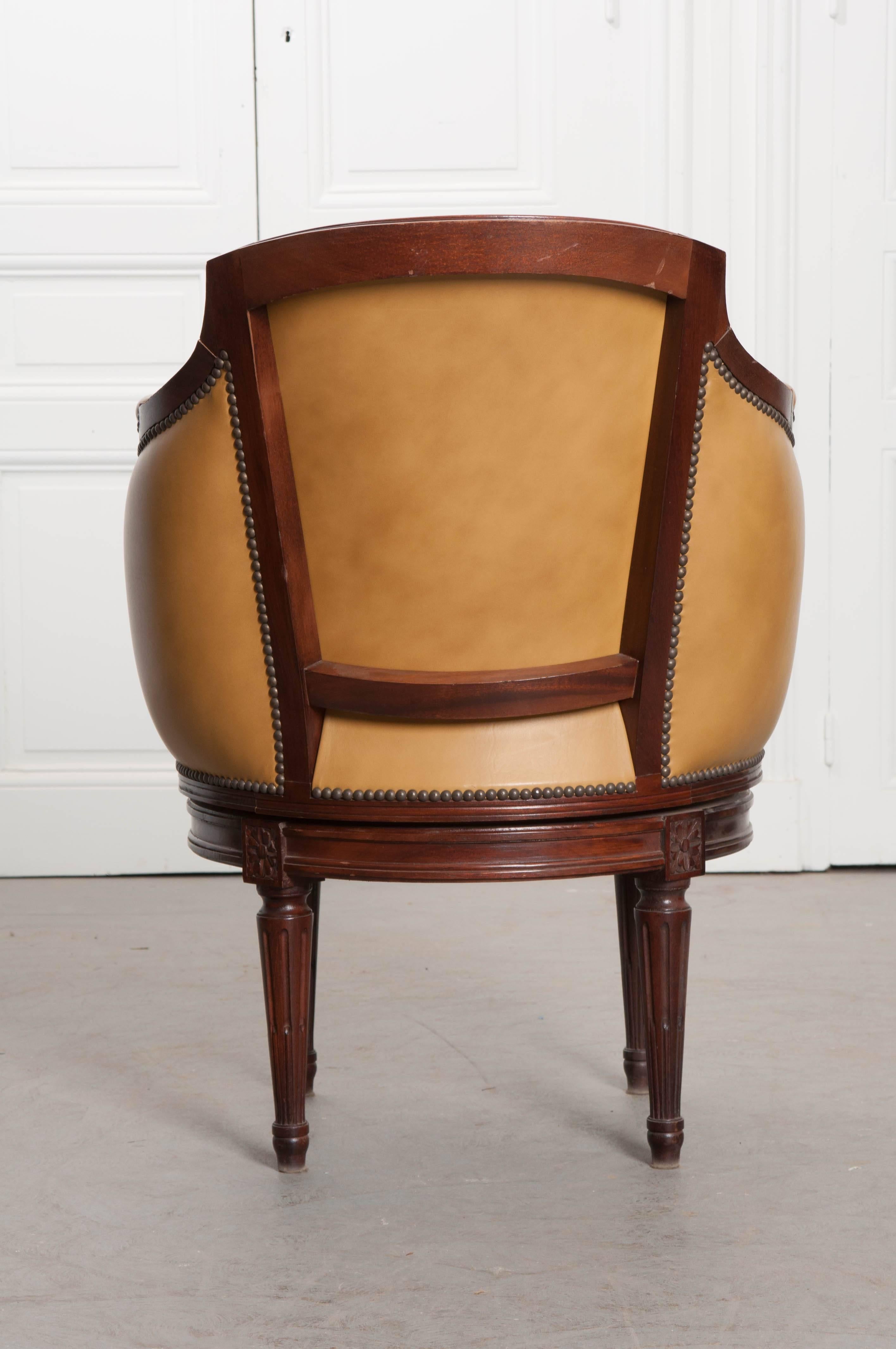 French Early 20th Century Louis XVI Style Swivel Chair 6