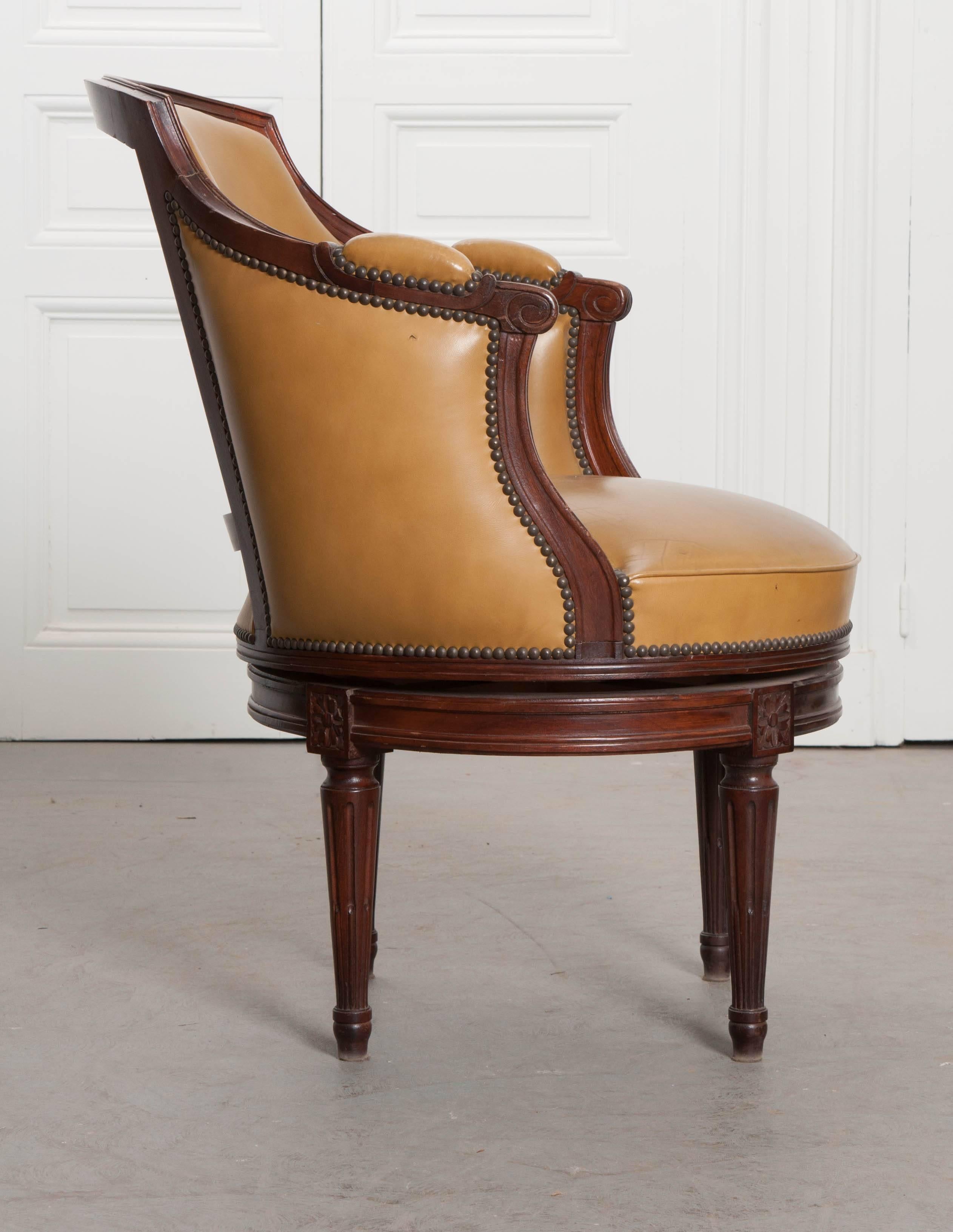 French Early 20th Century Louis XVI Style Swivel Chair 1