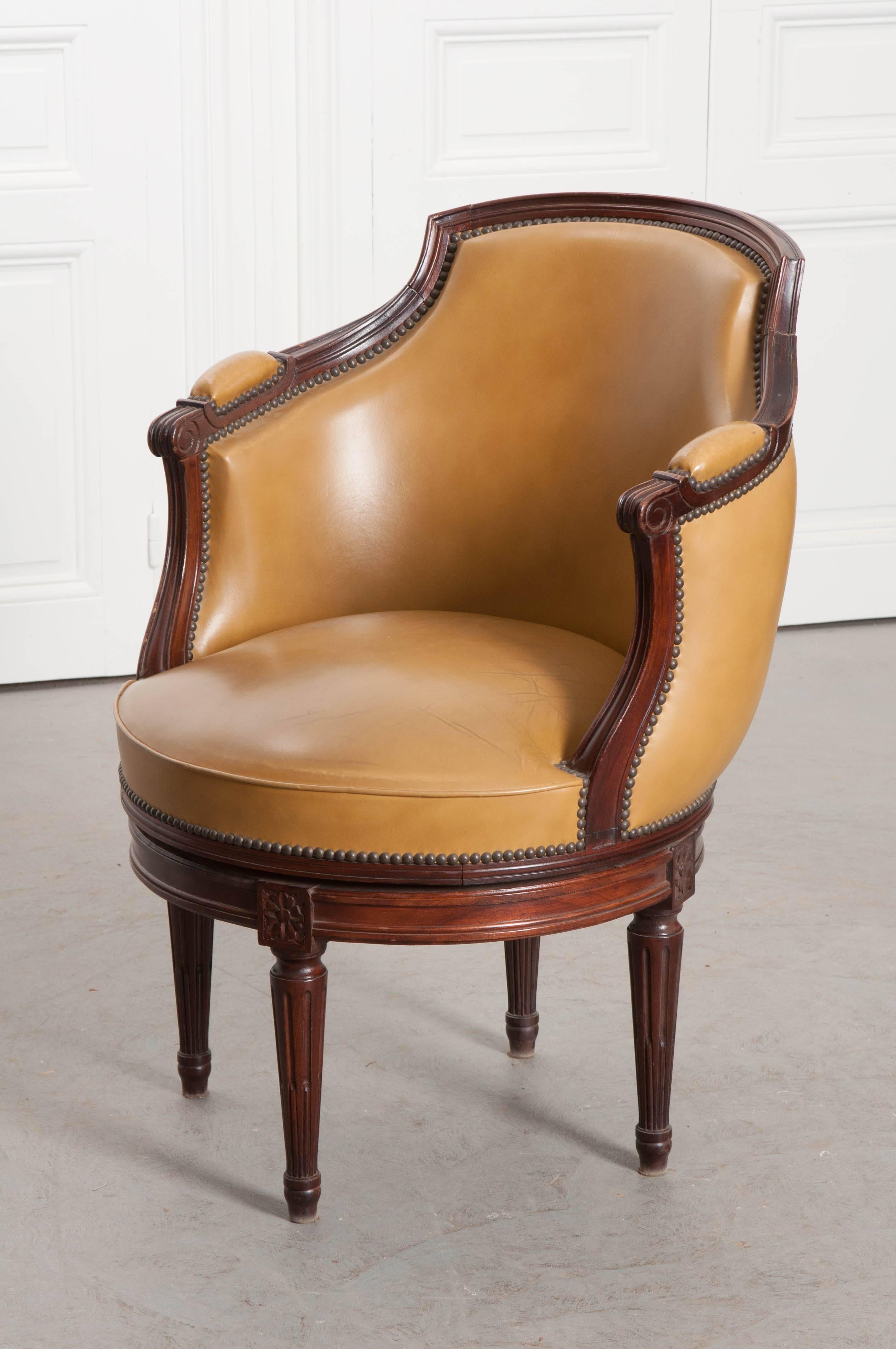 French Early 20th Century Louis XVI Style Swivel Chair 2