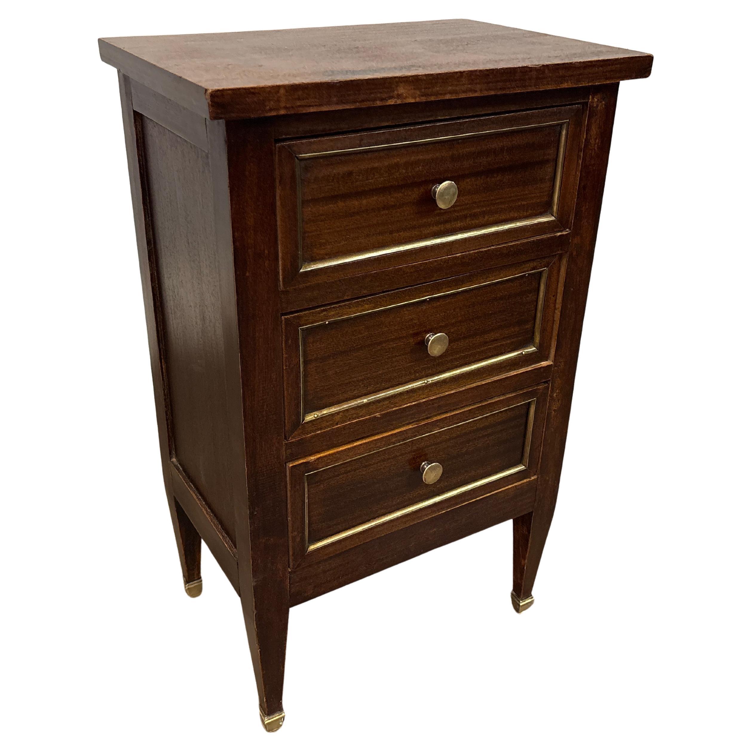 French Early 20th Century Night Stand For Sale 4
