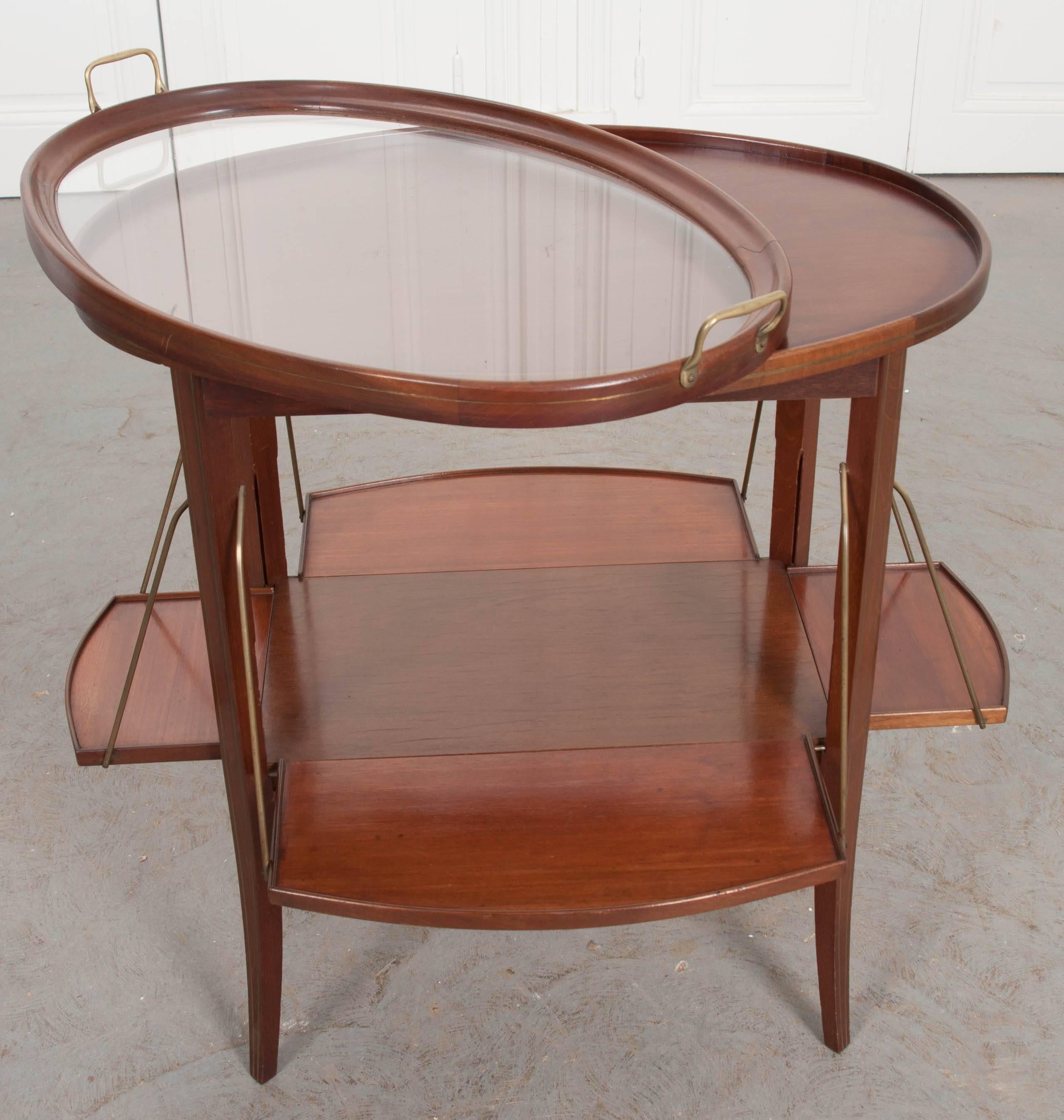 French Early 20th Century Oval Mahogany Tea Table 3